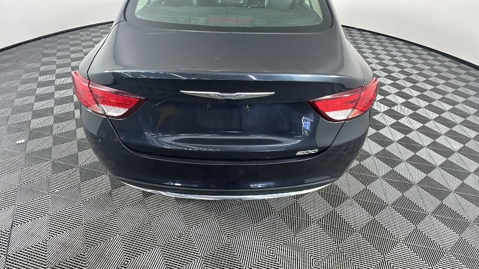 2017 Chrysler 200 Limited 13