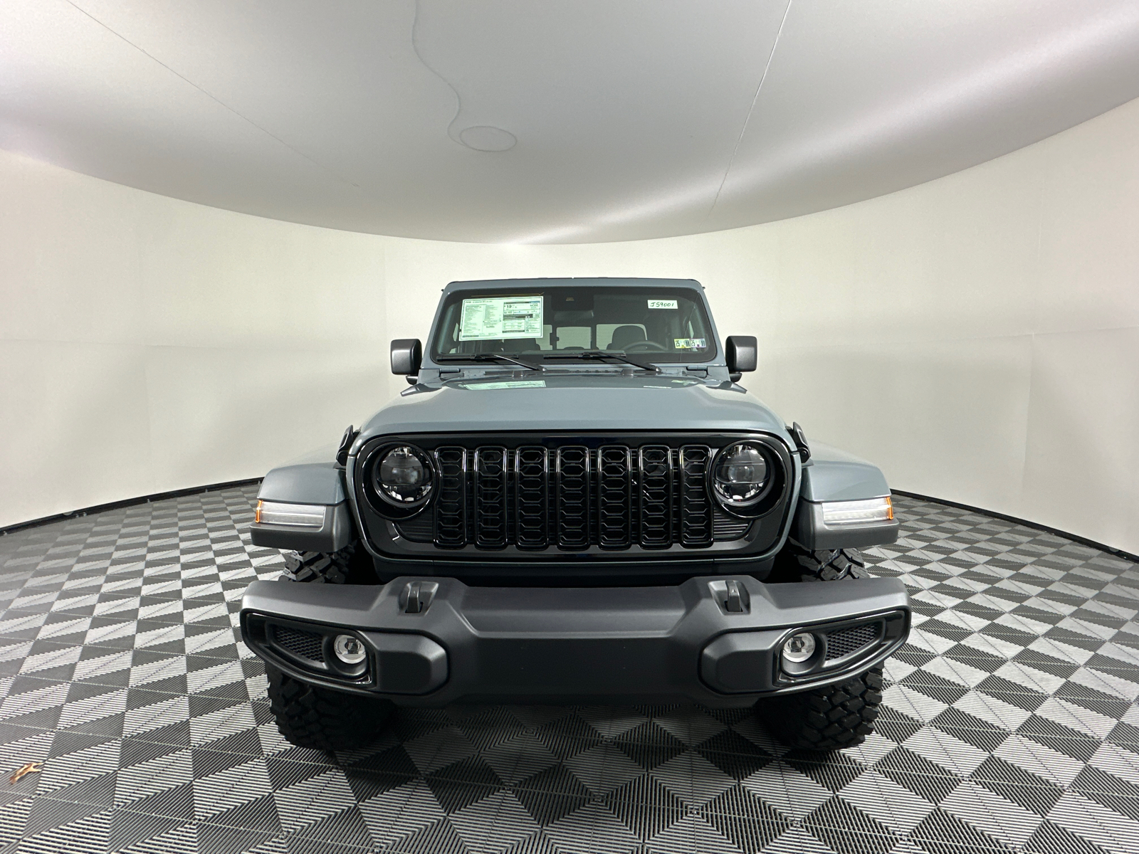 2025 Jeep Gladiator  4