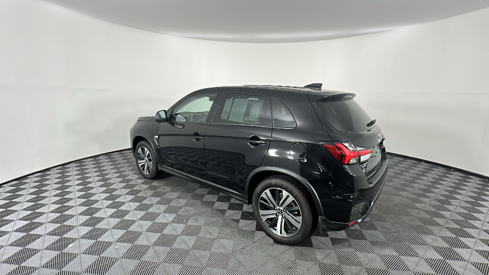 2024 Mitsubishi Outlander Sport 2.0 ES 11