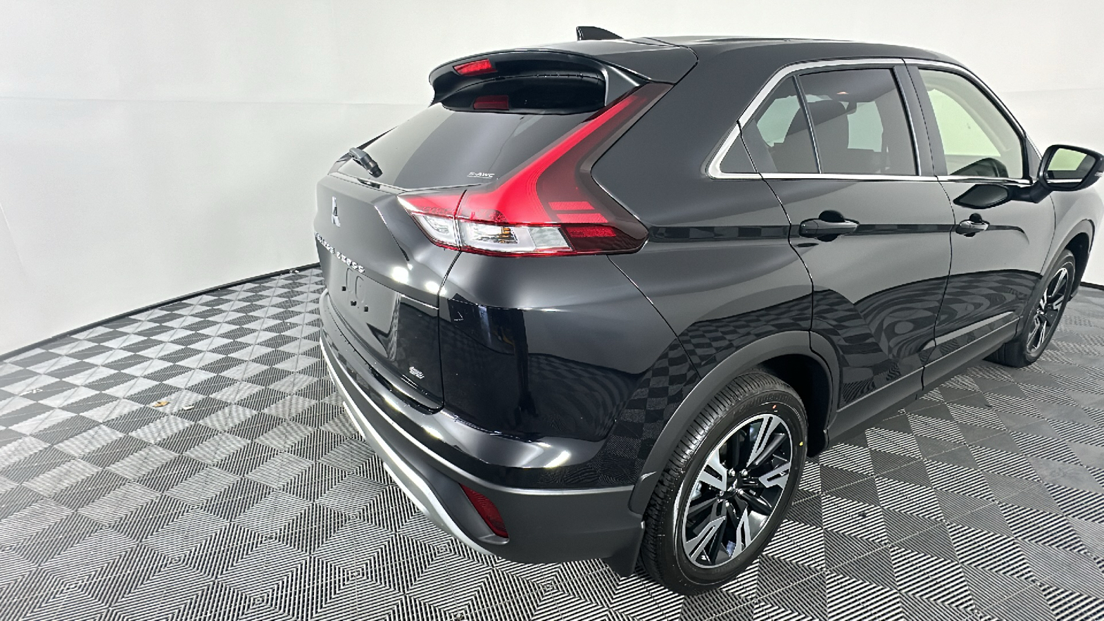 2024 Mitsubishi Eclipse Cross SE 19