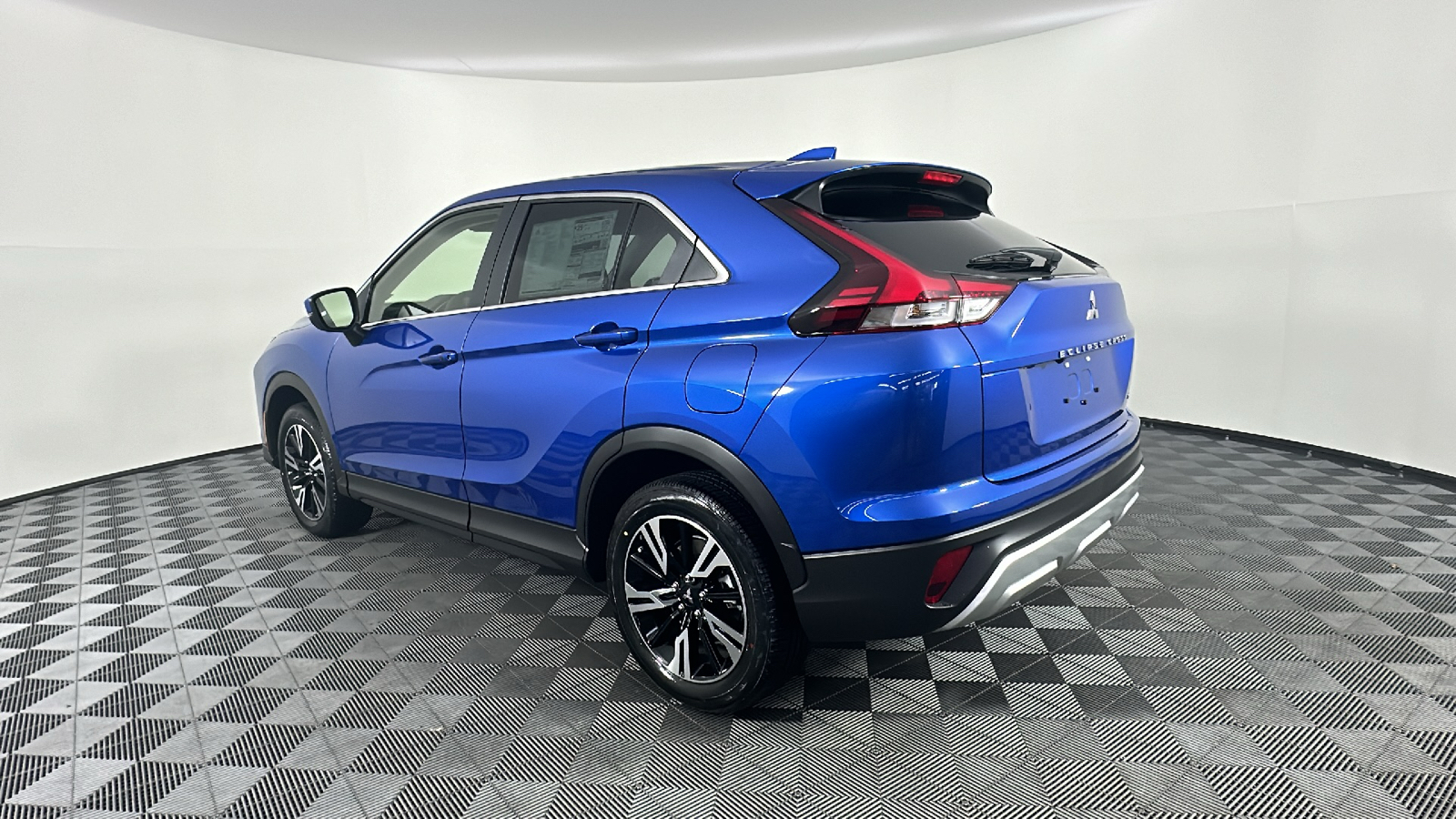 2024 Mitsubishi Eclipse Cross SE 11