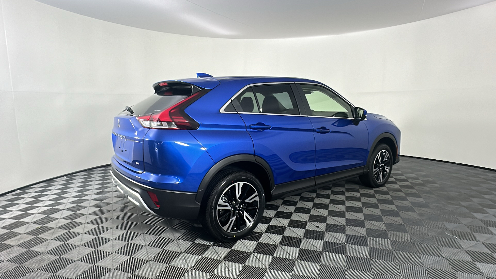 2024 Mitsubishi Eclipse Cross SE 18