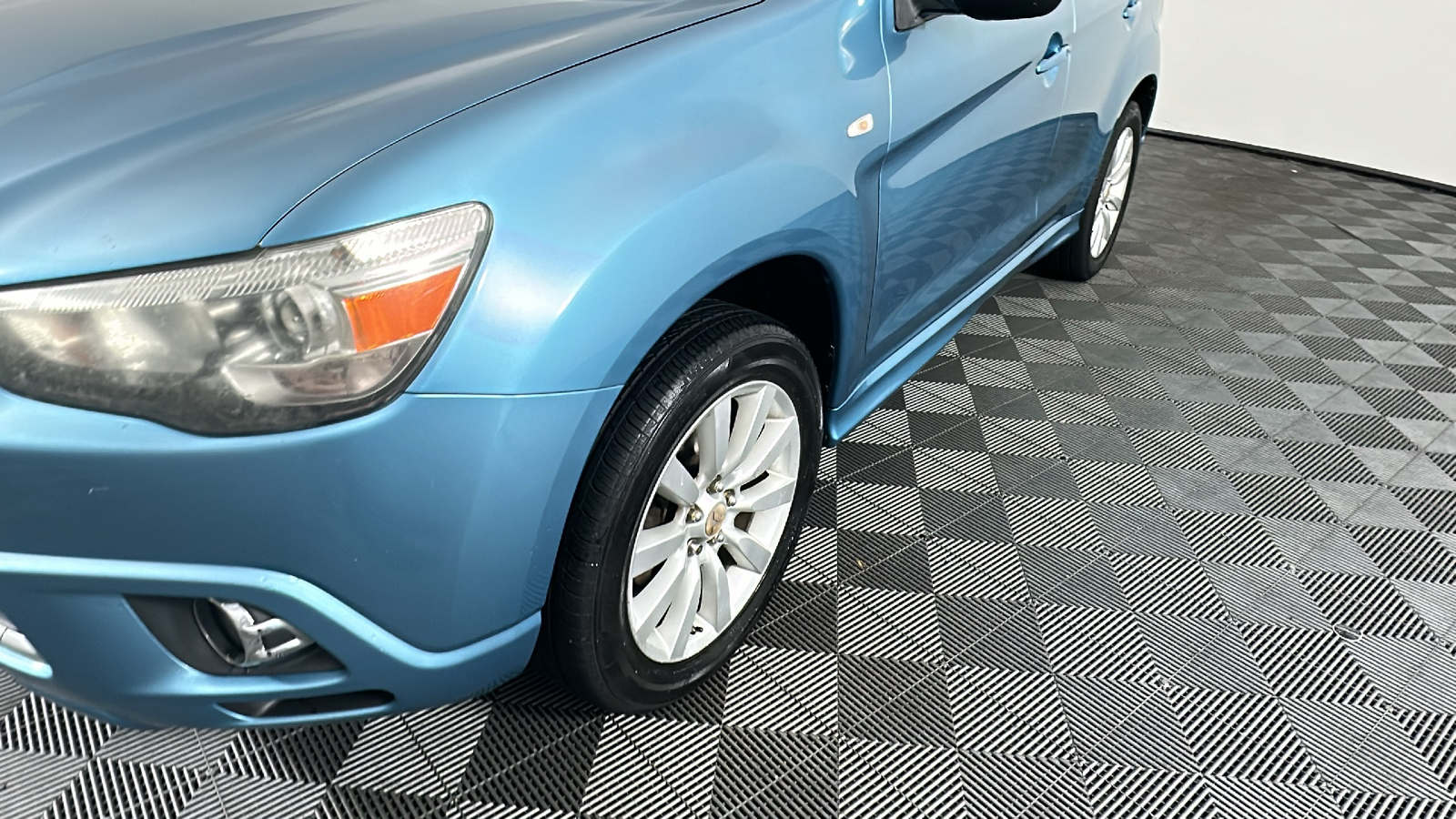 2011 Mitsubishi Outlander Sport SE 7