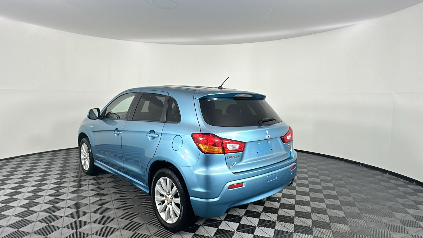 2011 Mitsubishi Outlander Sport SE 10