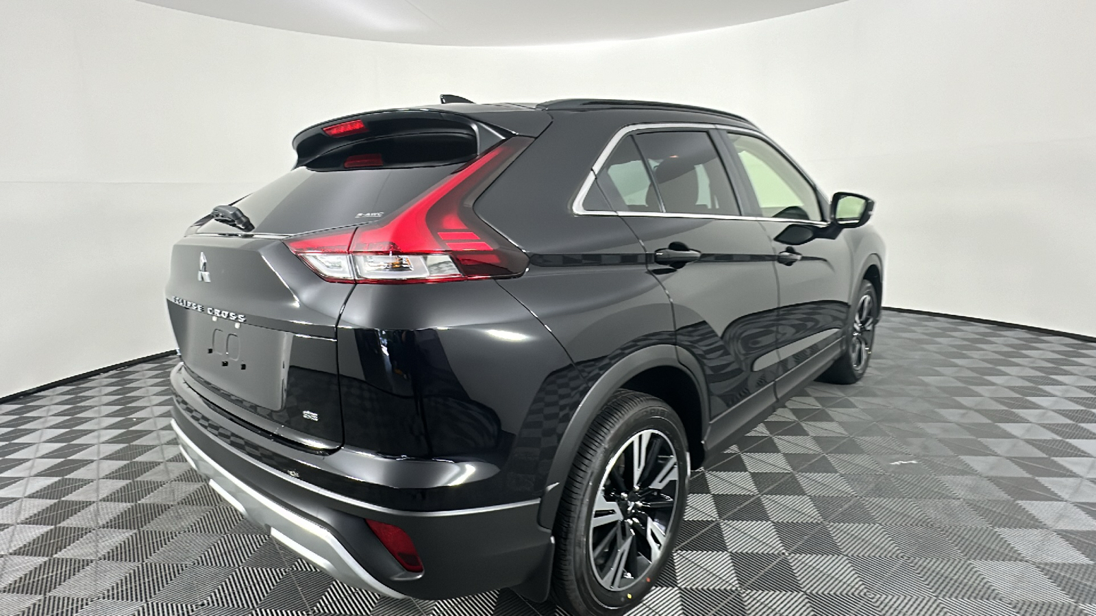 2024 Mitsubishi Eclipse Cross SE 19