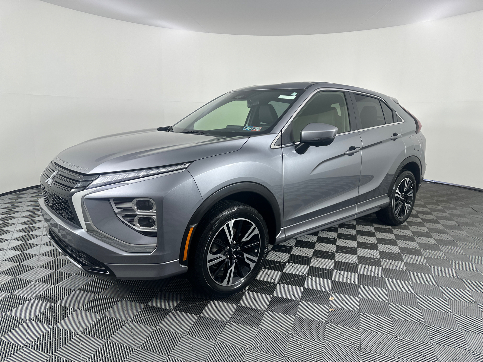 2023 Mitsubishi Eclipse Cross  4