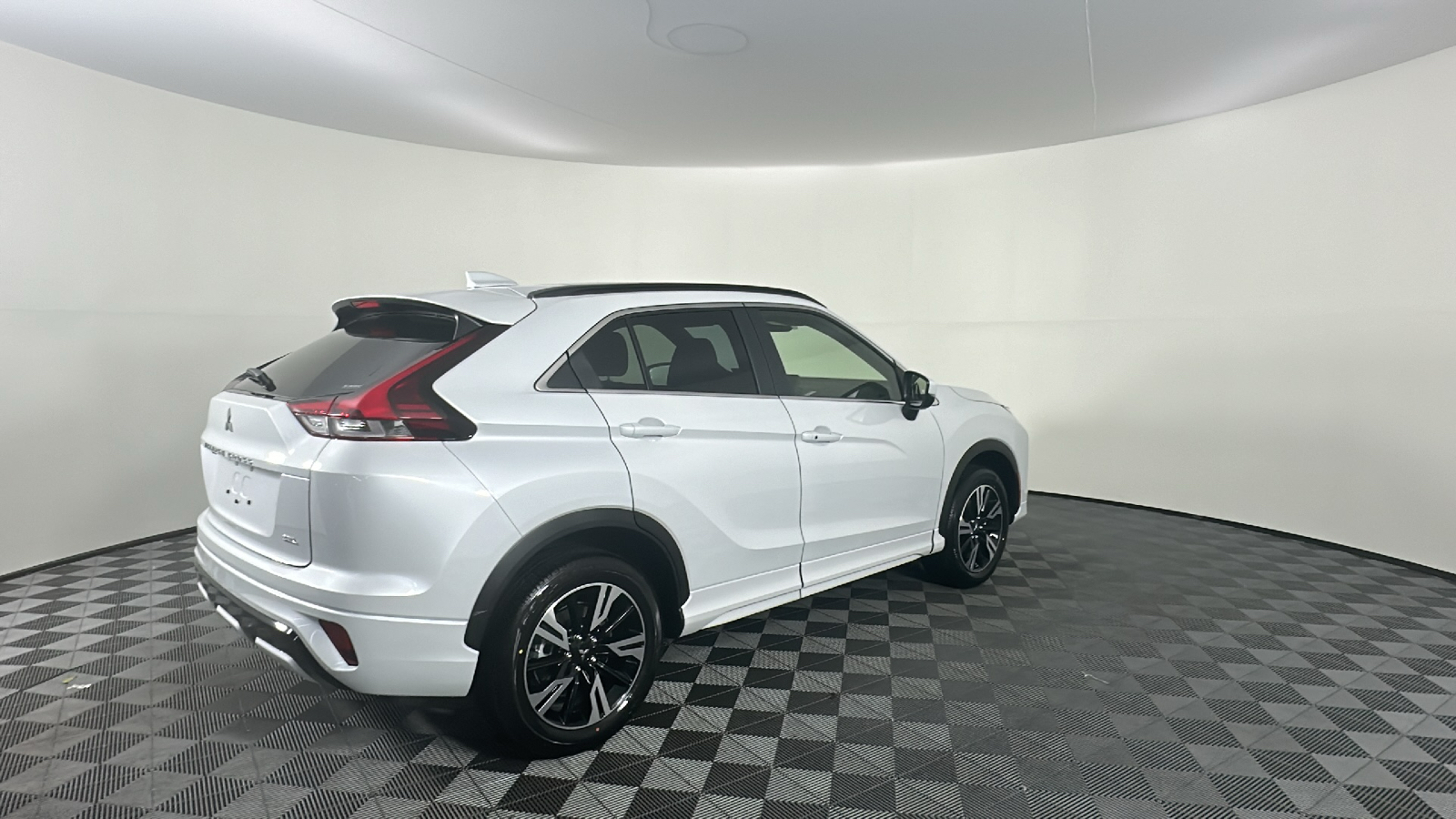 2024 Mitsubishi Eclipse Cross SEL 18