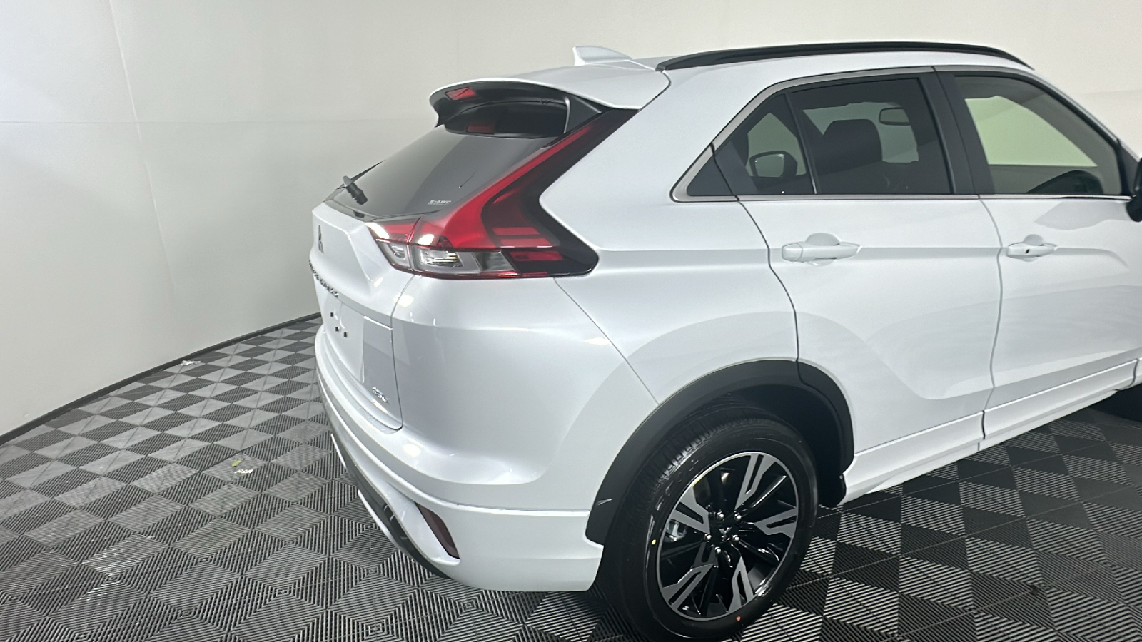 2024 Mitsubishi Eclipse Cross SEL 19