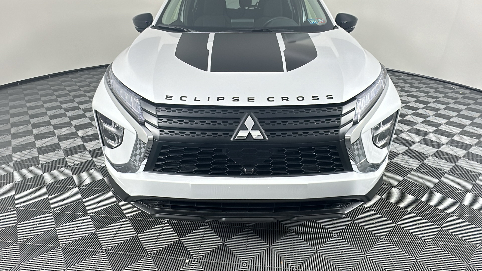 2024 Mitsubishi Eclipse Cross Black Edition 5