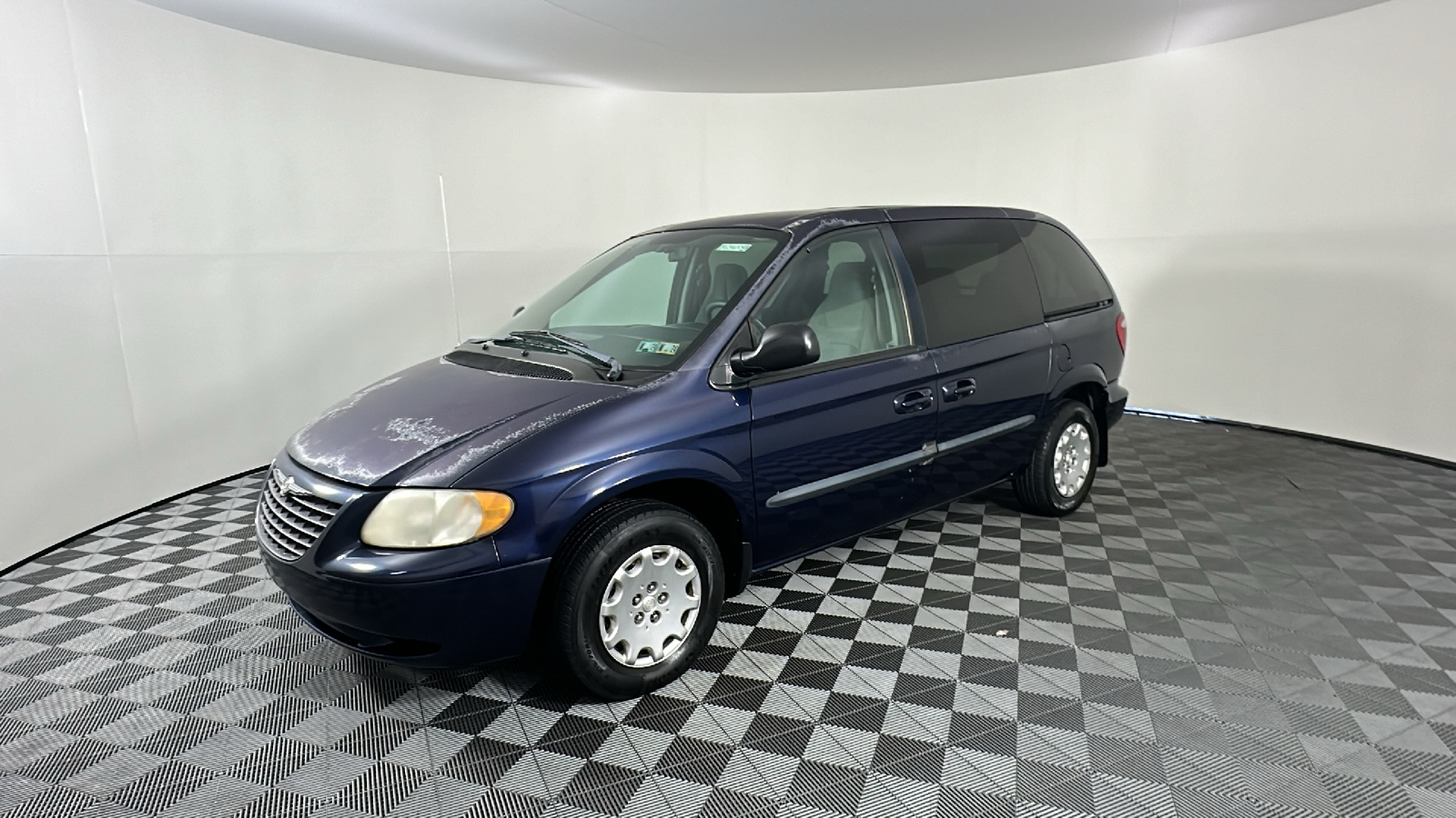 2004 Chrysler Town & Country LX 6
