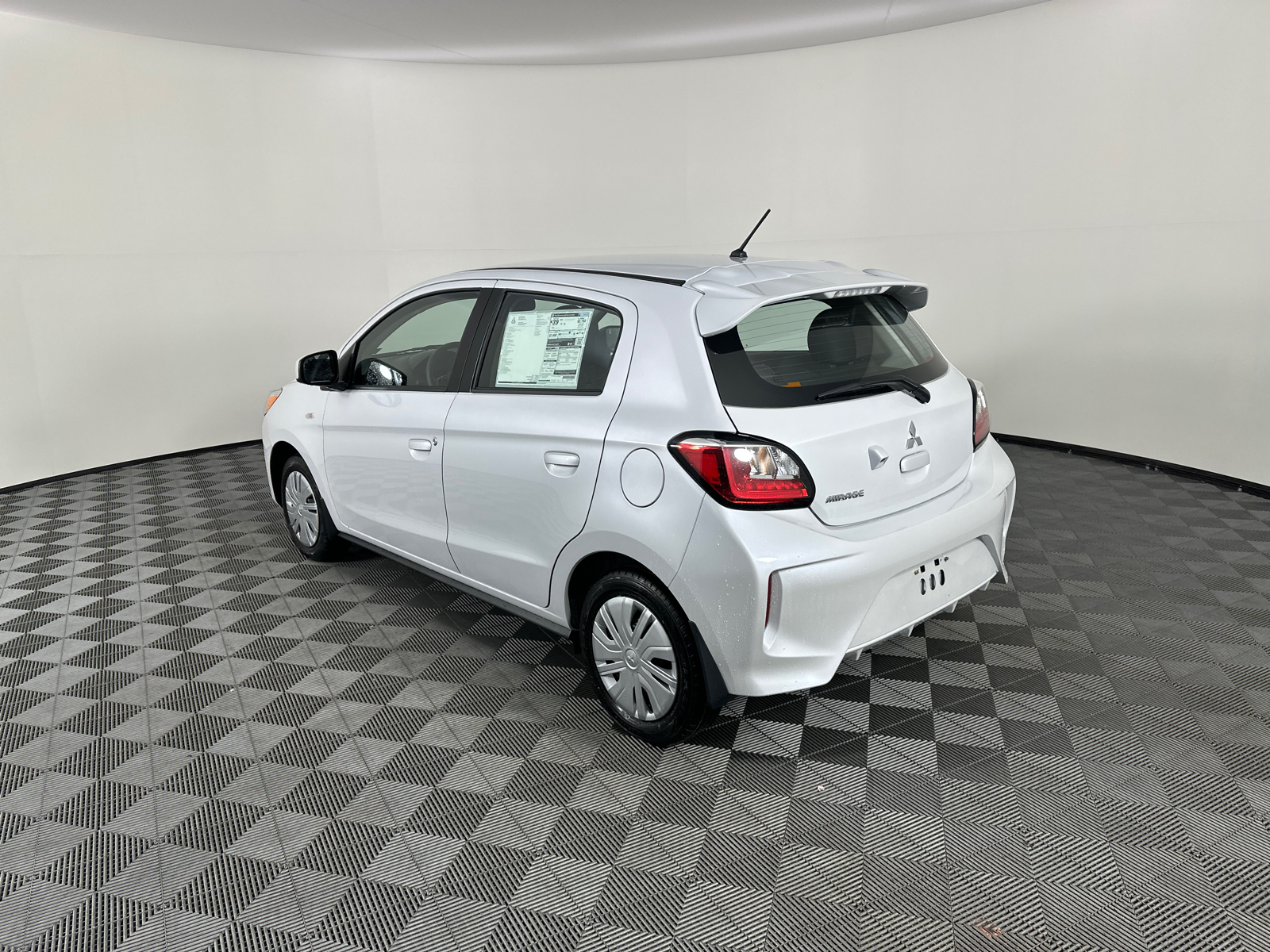 2024 Mitsubishi Mirage ES 11