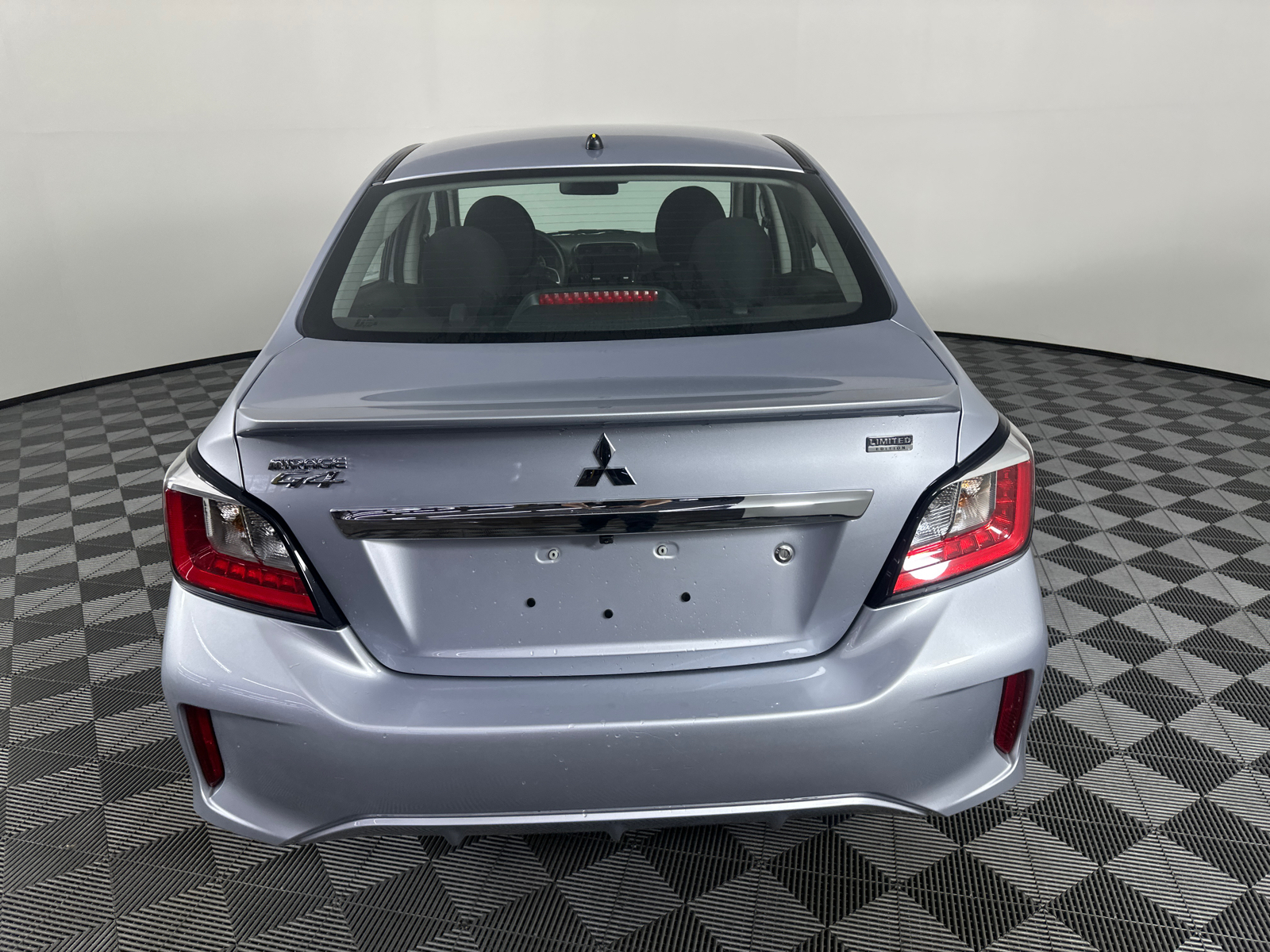 2024 Mitsubishi Mirage G4 LE 15