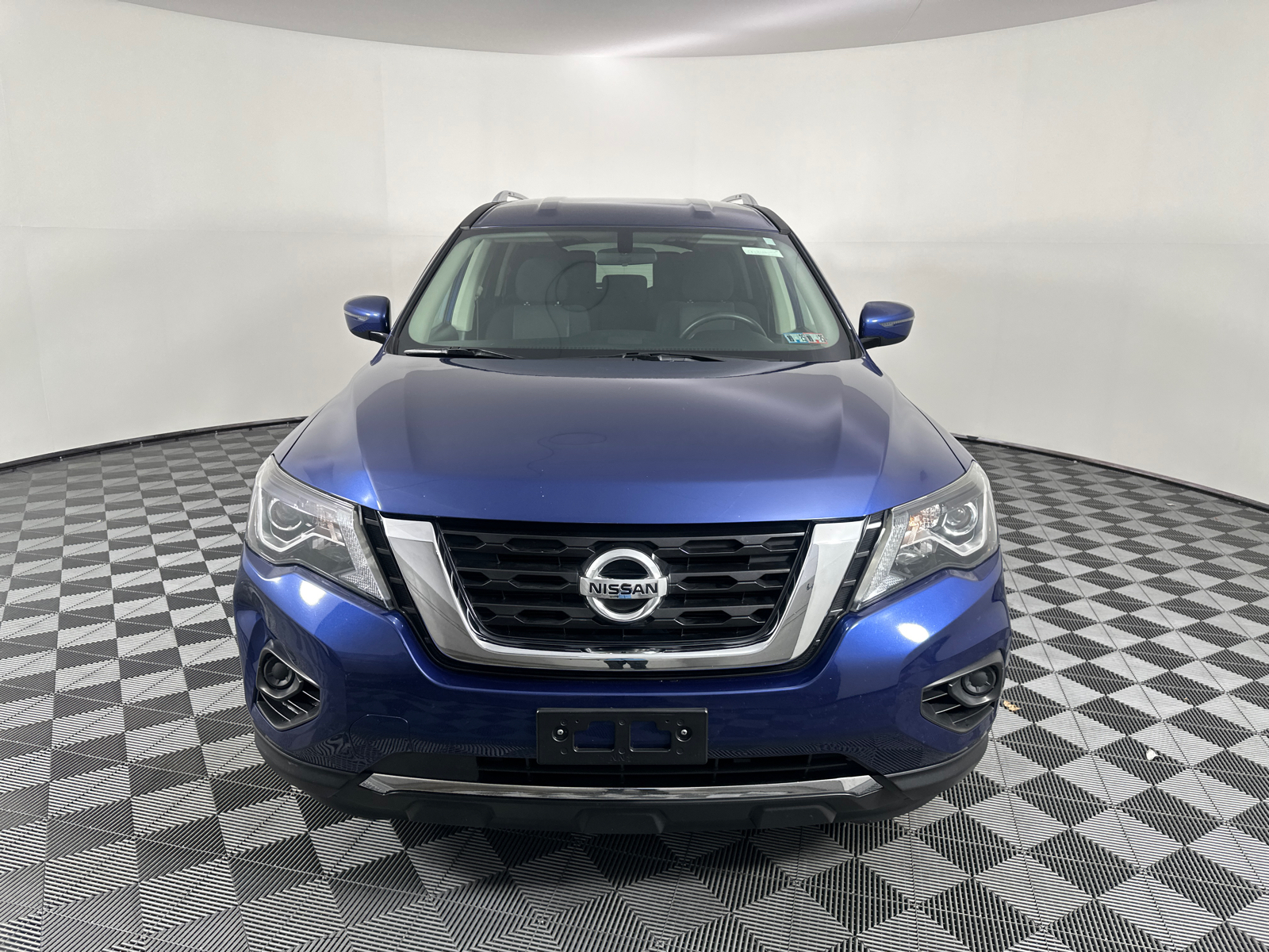 2019 Nissan Pathfinder S 2