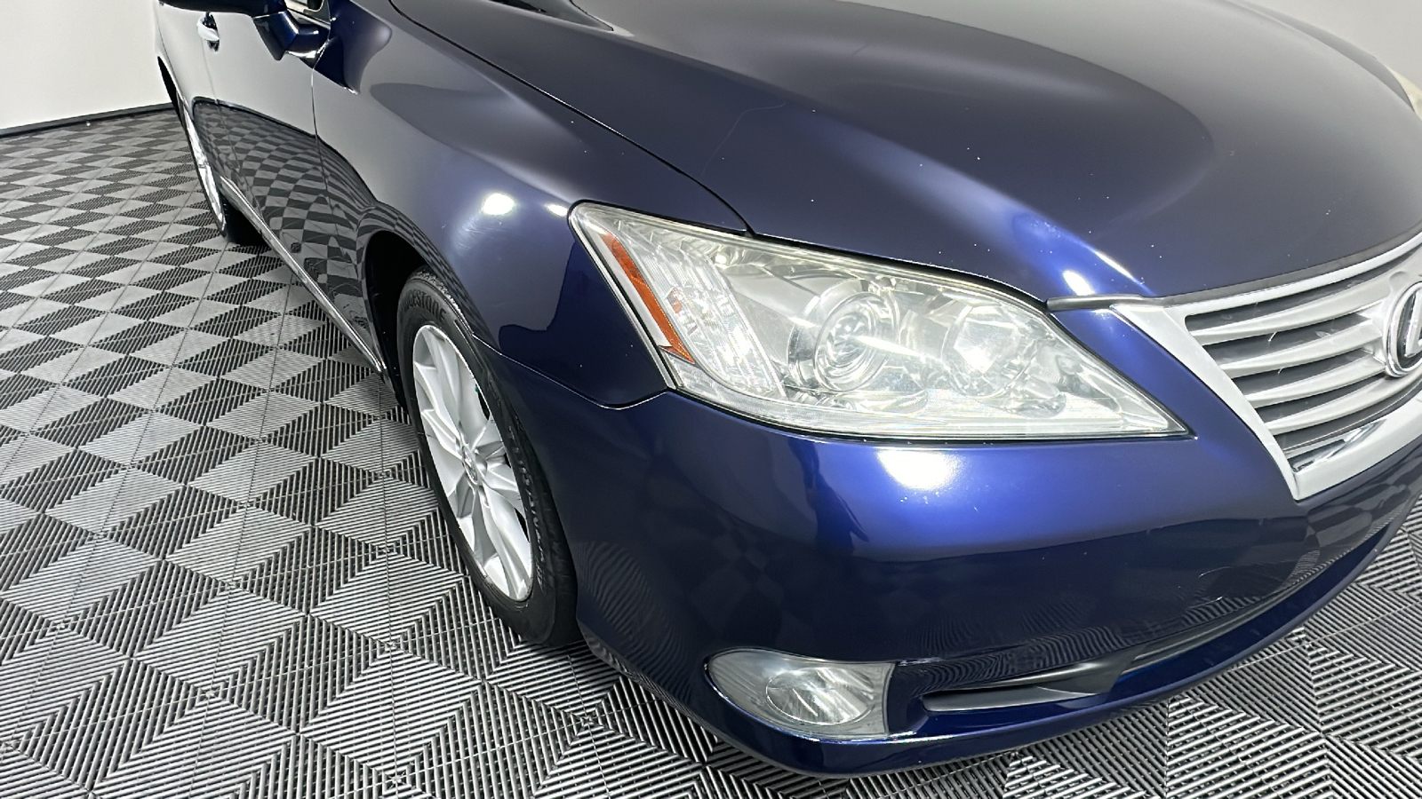 2011 Lexus ES 350 2