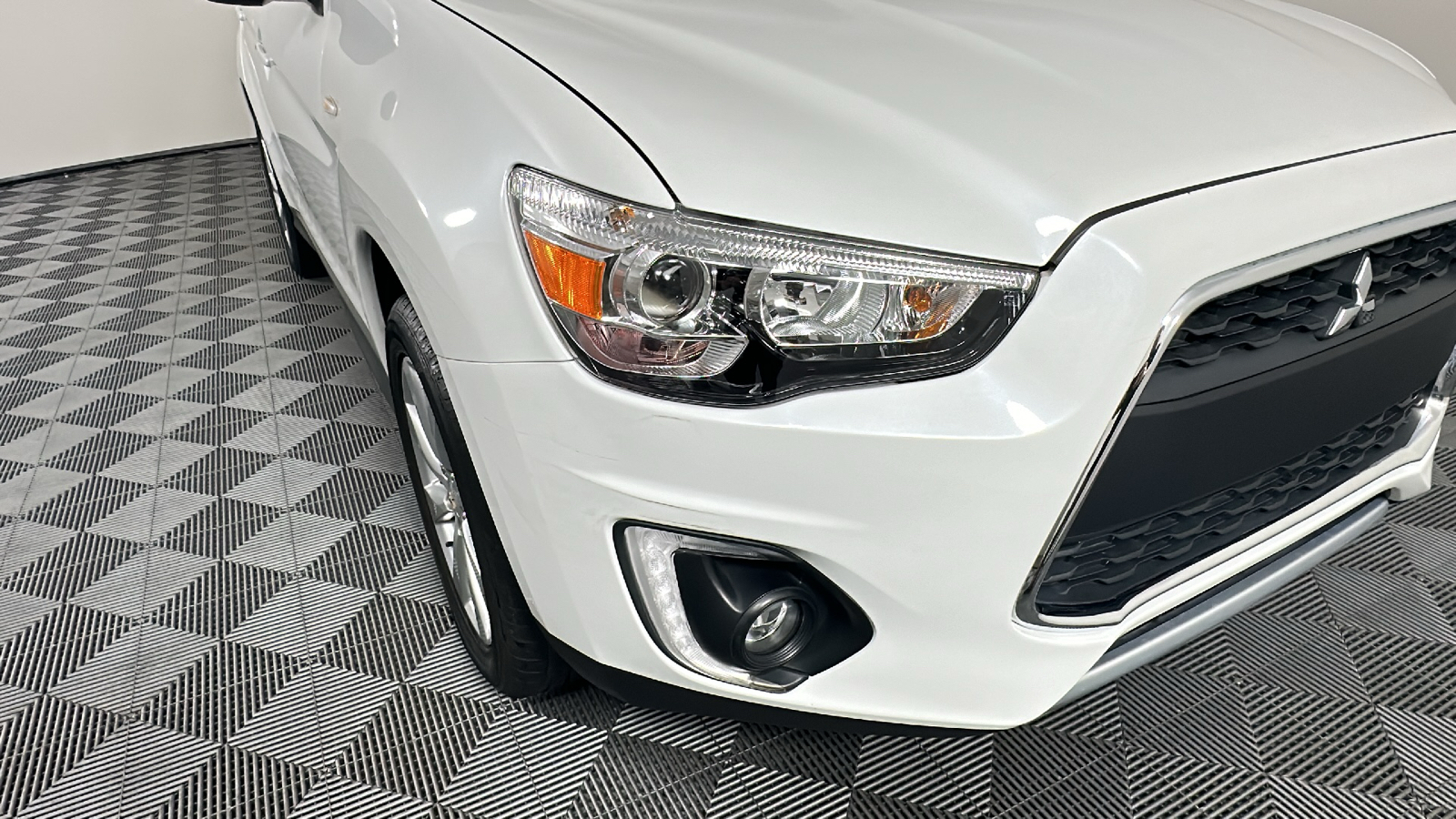 2015 Mitsubishi Outlander Sport SE 2