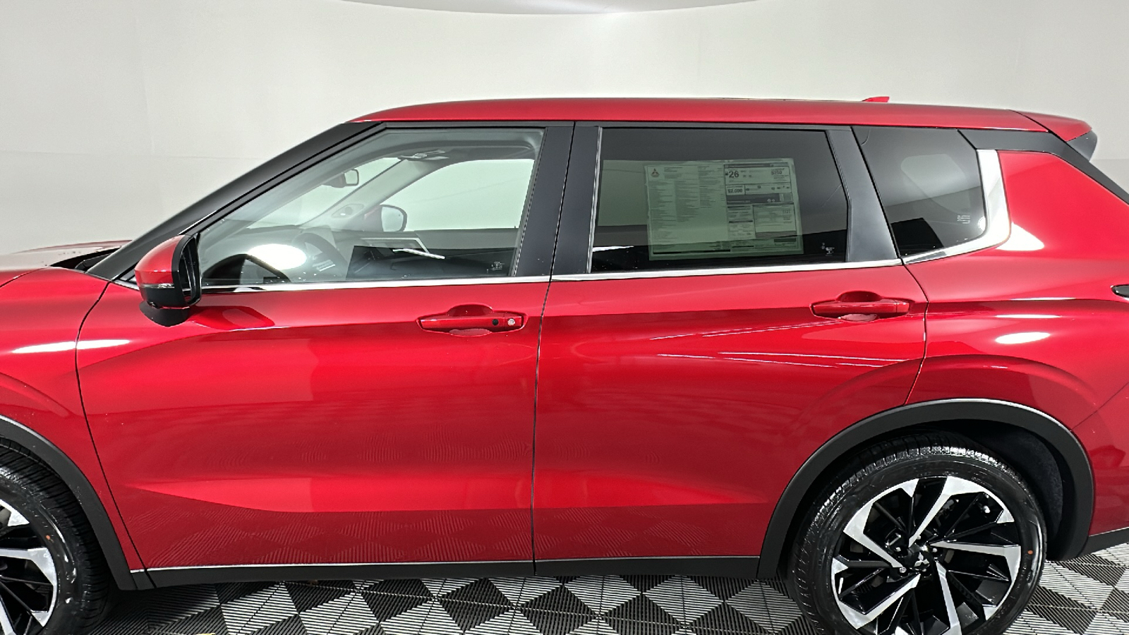 2024 Mitsubishi Outlander SE 10