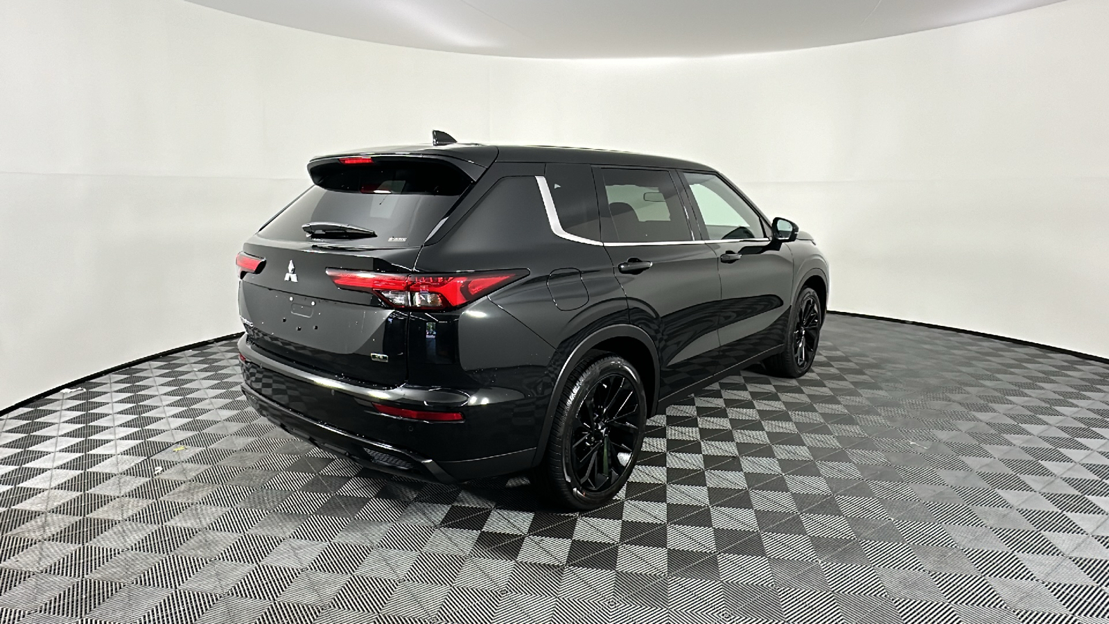 2024 Mitsubishi Outlander SE Black Edition w/Pano Roof 20