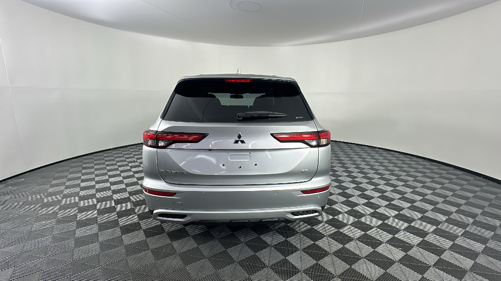 2024 Mitsubishi Outlander SE 12