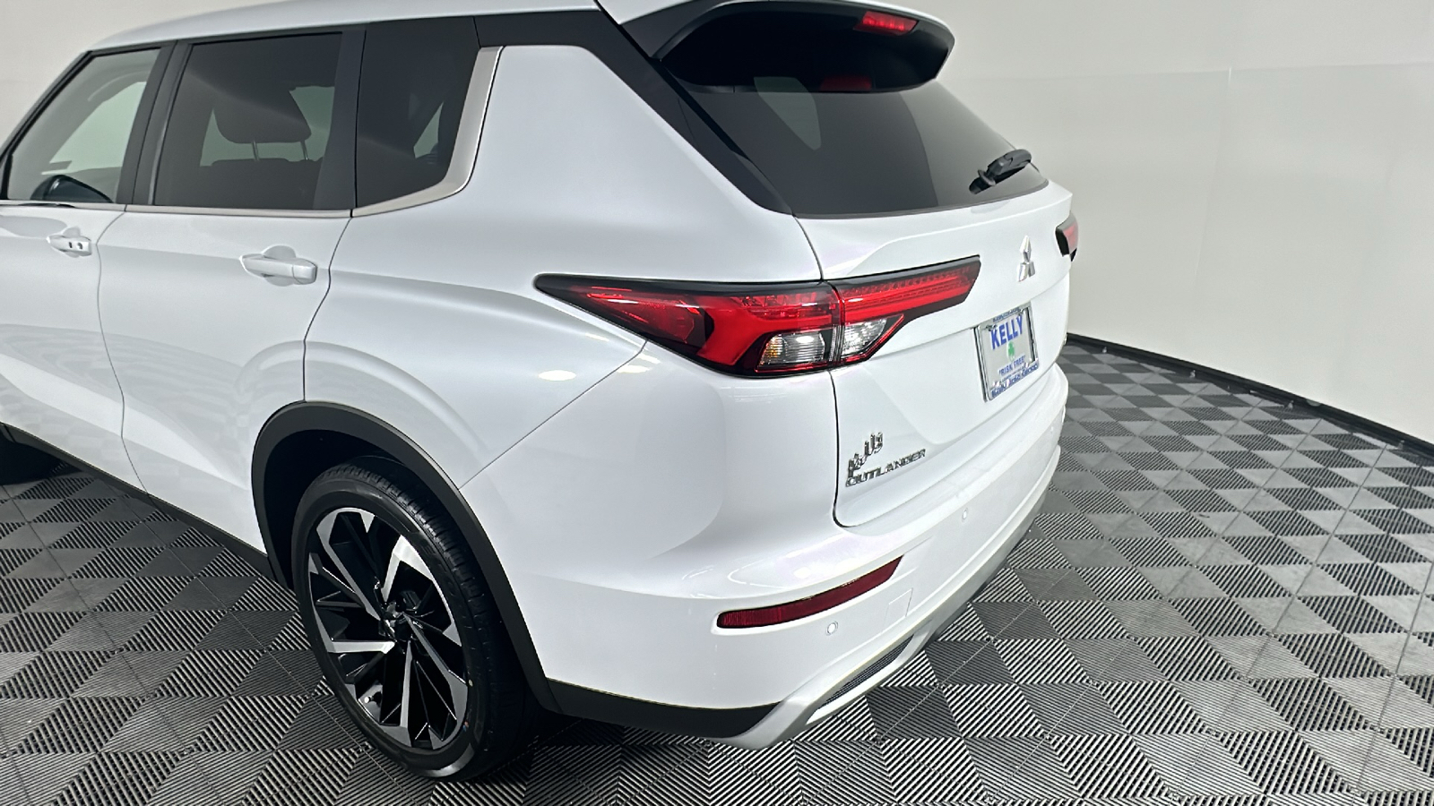 2022 Mitsubishi Outlander SE Launch Edition 12