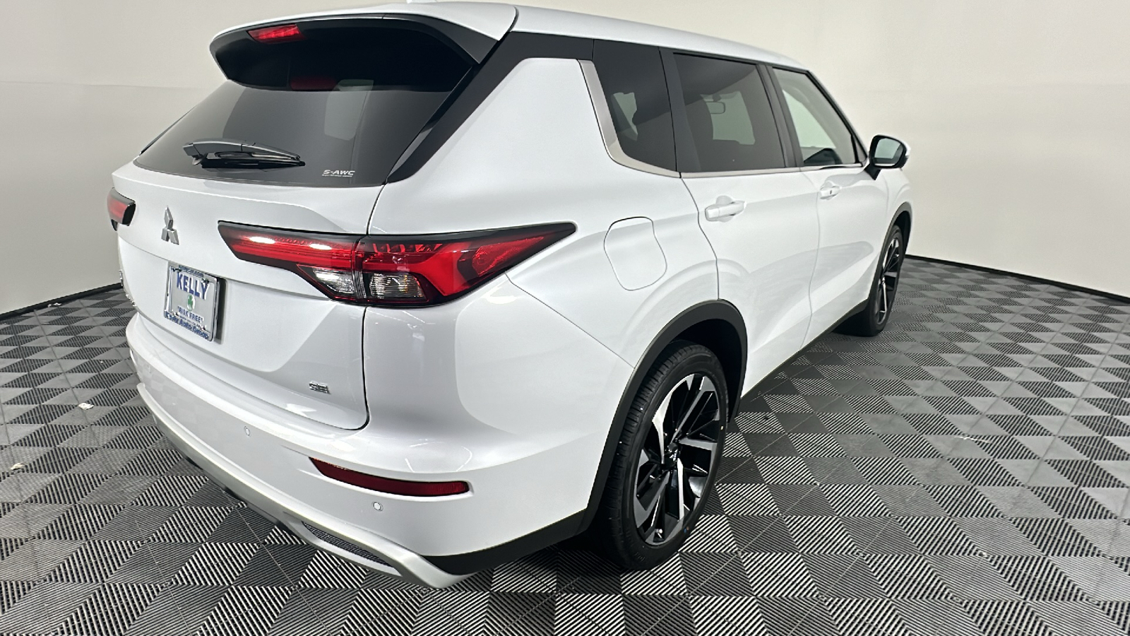 2022 Mitsubishi Outlander SE Launch Edition 21