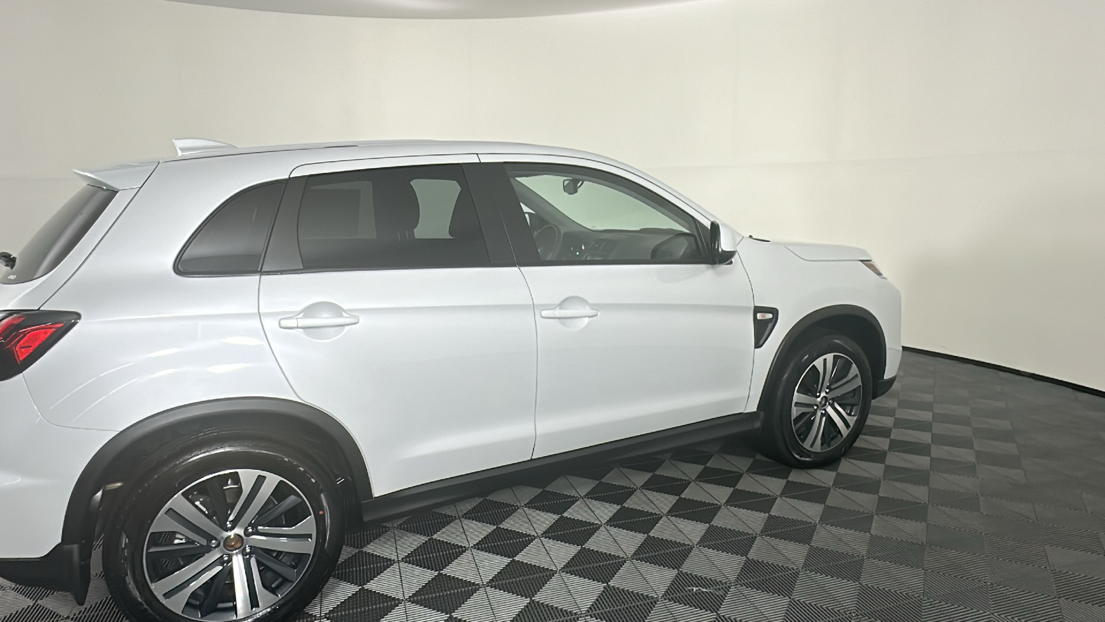 2024 Mitsubishi Outlander Sport 2.0 ES 21