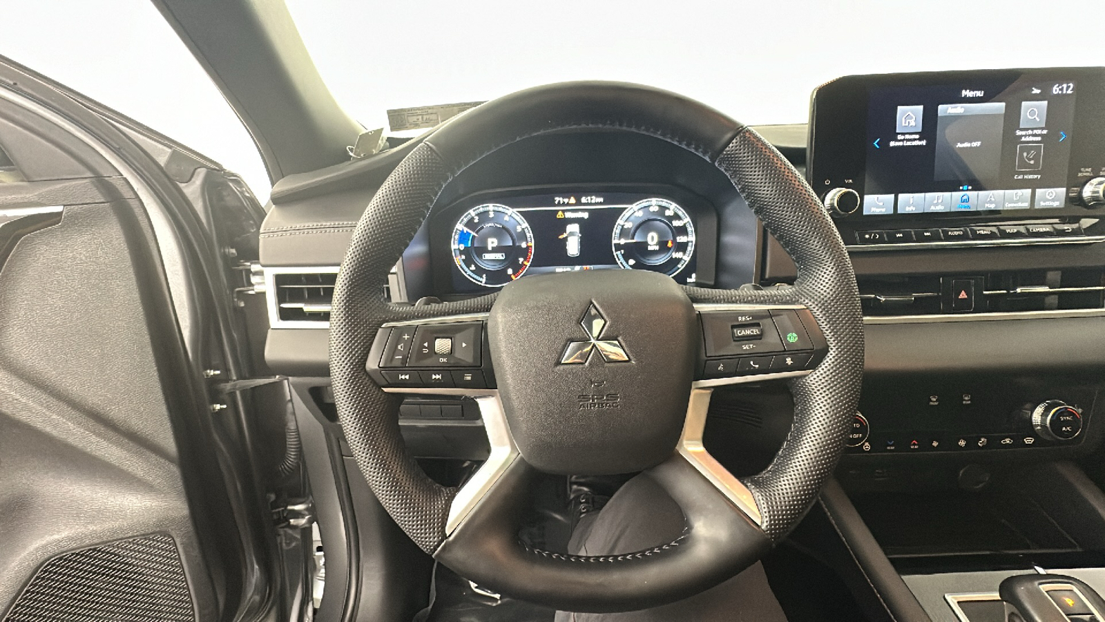 2023 Mitsubishi Outlander SE 37