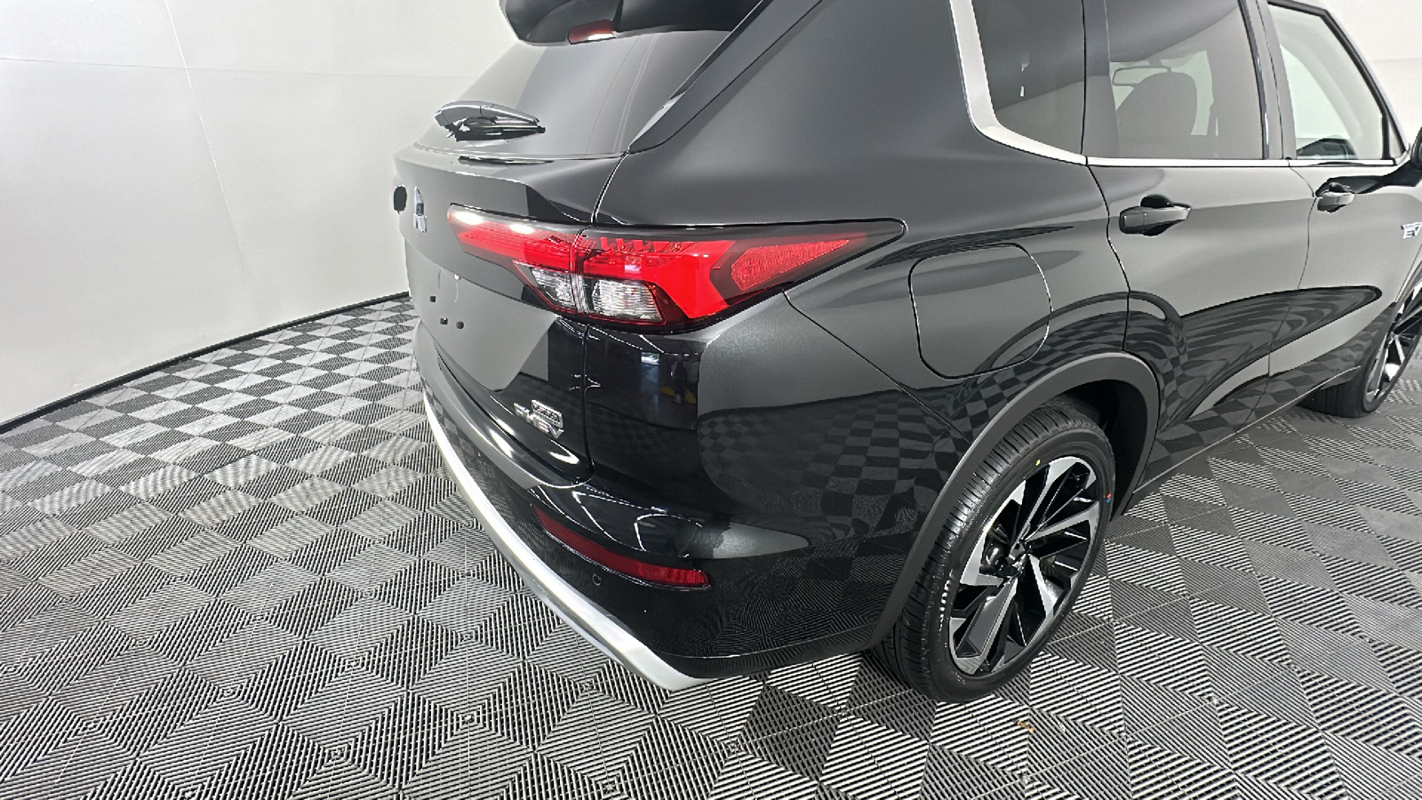 2024 Mitsubishi Outlander PHEV SEL 21