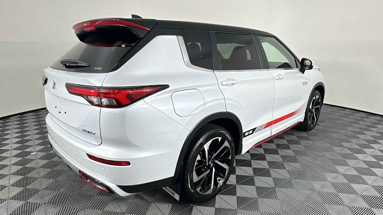 2024 Mitsubishi Outlander PHEV SE 19