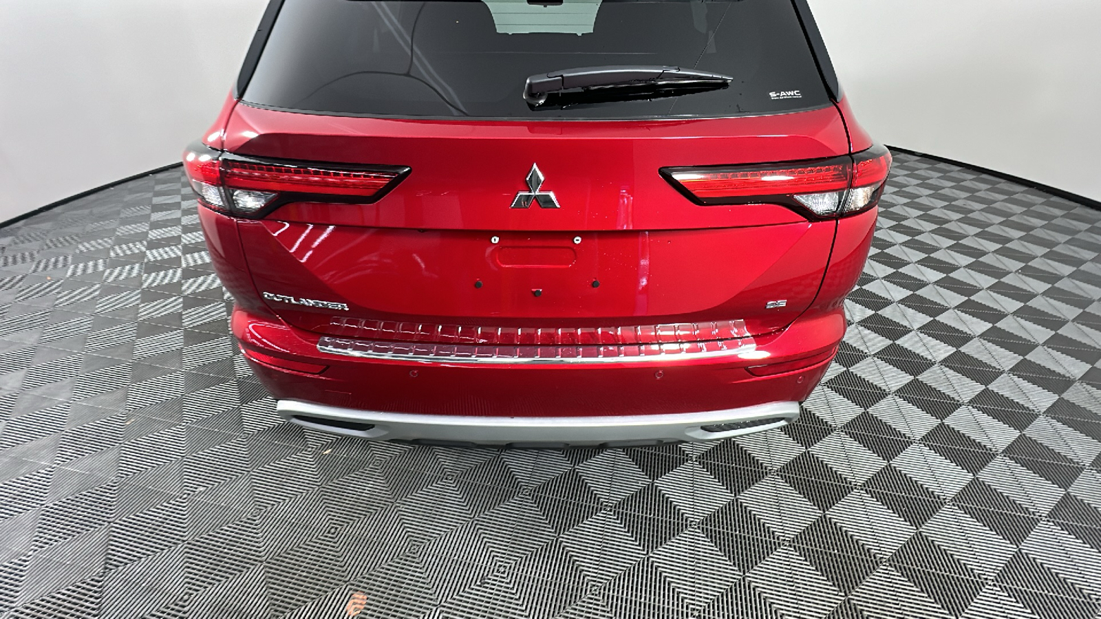 2024 Mitsubishi Outlander SE 13