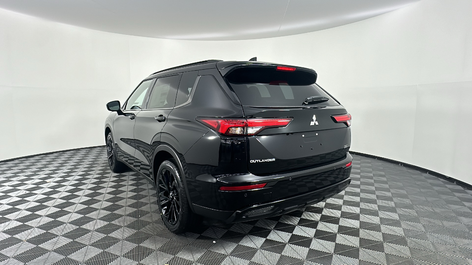 2024 Mitsubishi Outlander SEL Black Edition 10