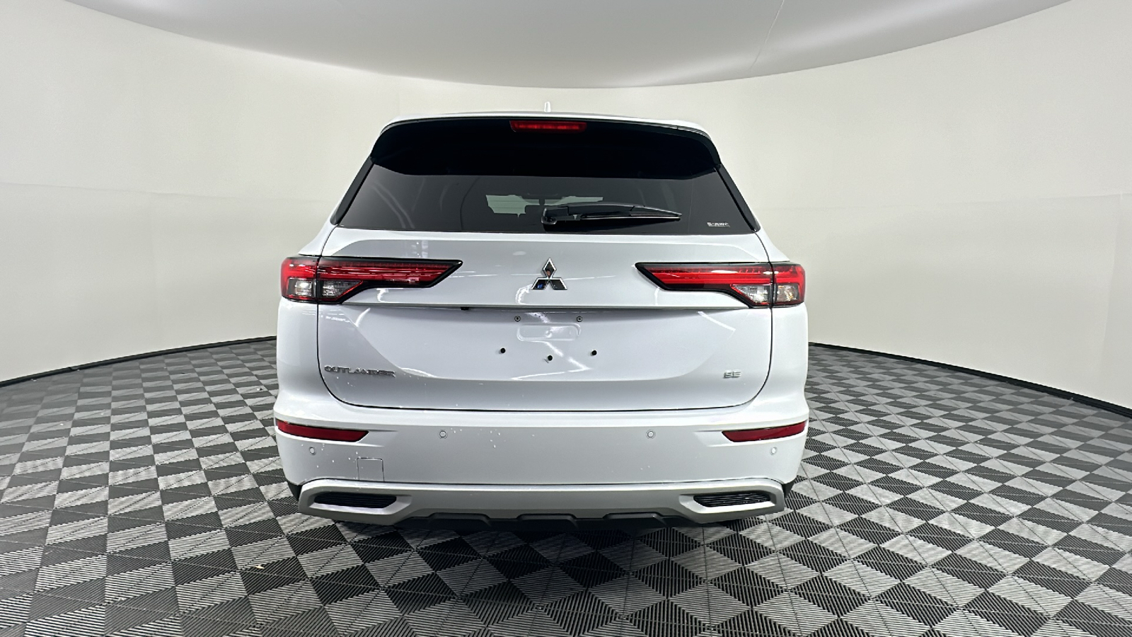 2024 Mitsubishi Outlander SE 13