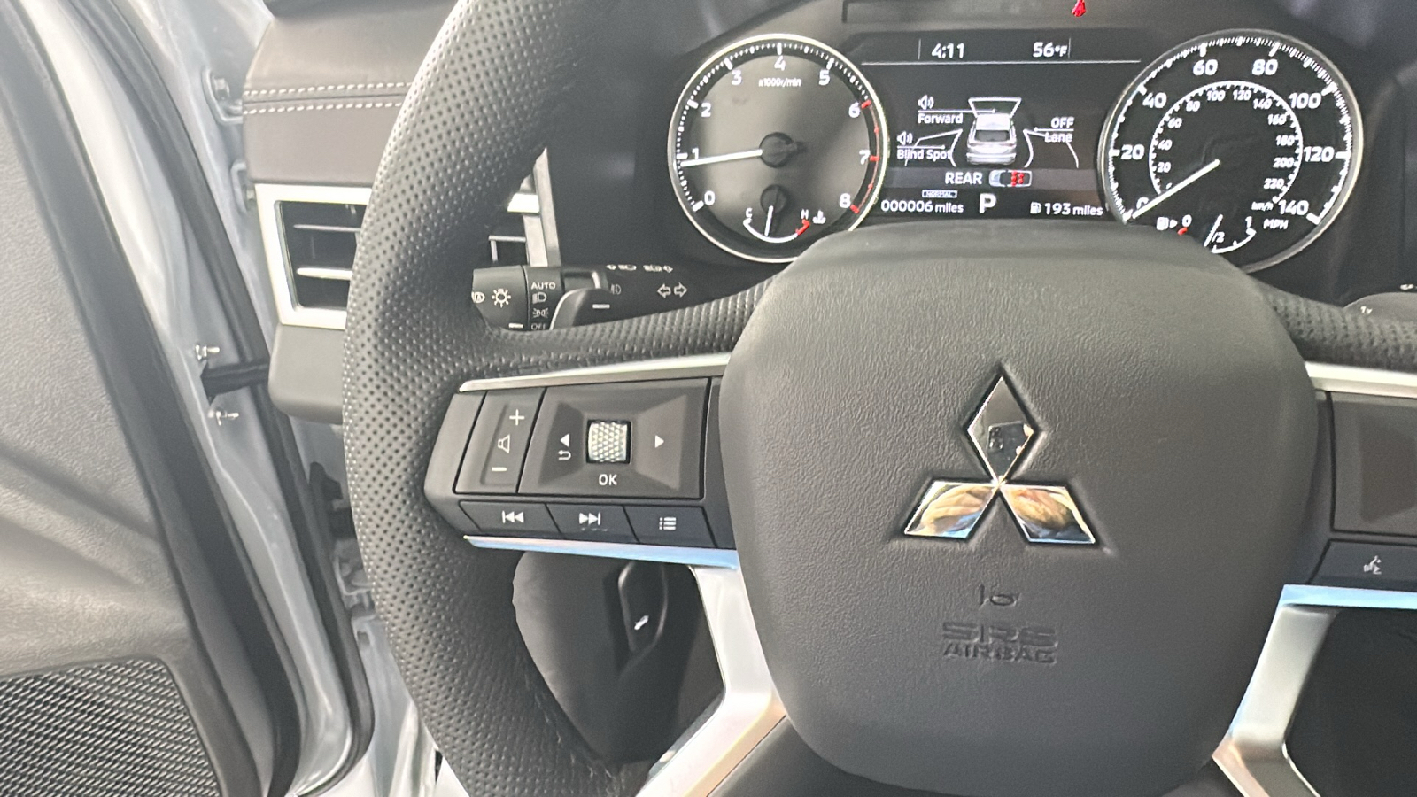 2024 Mitsubishi Outlander SE 33