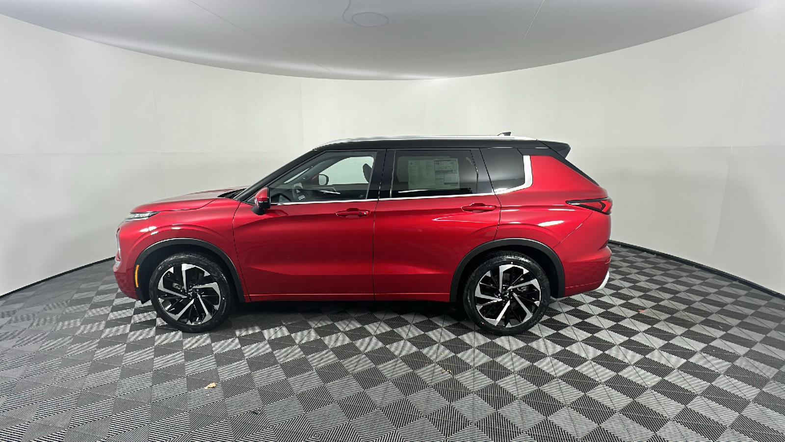 2024 Mitsubishi Outlander SEL 7