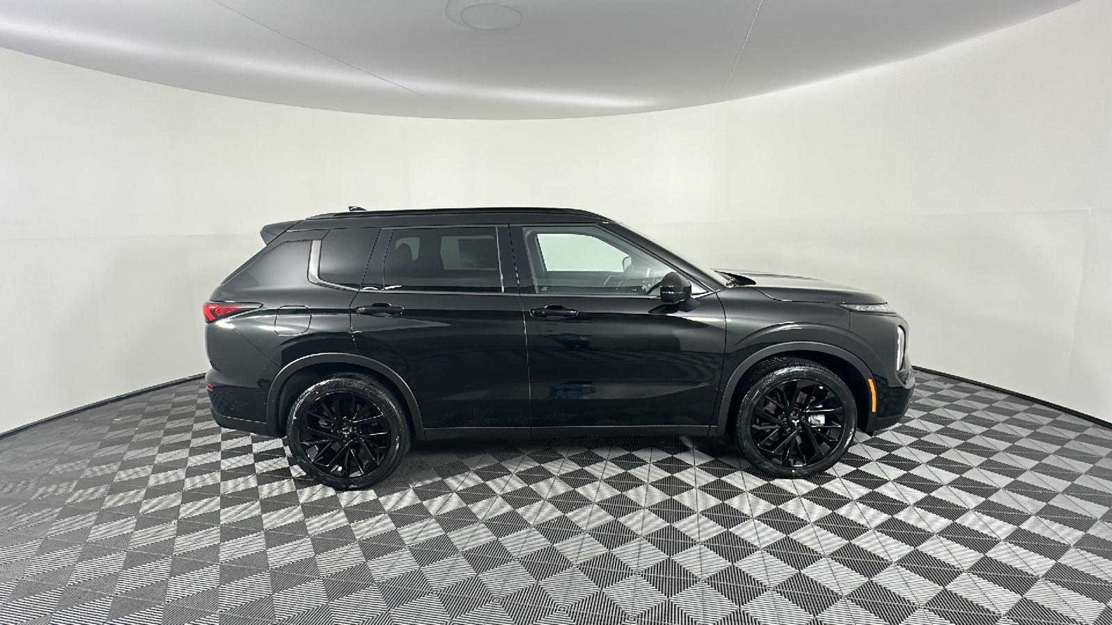 2024 Mitsubishi Outlander SEL Black Edition 20