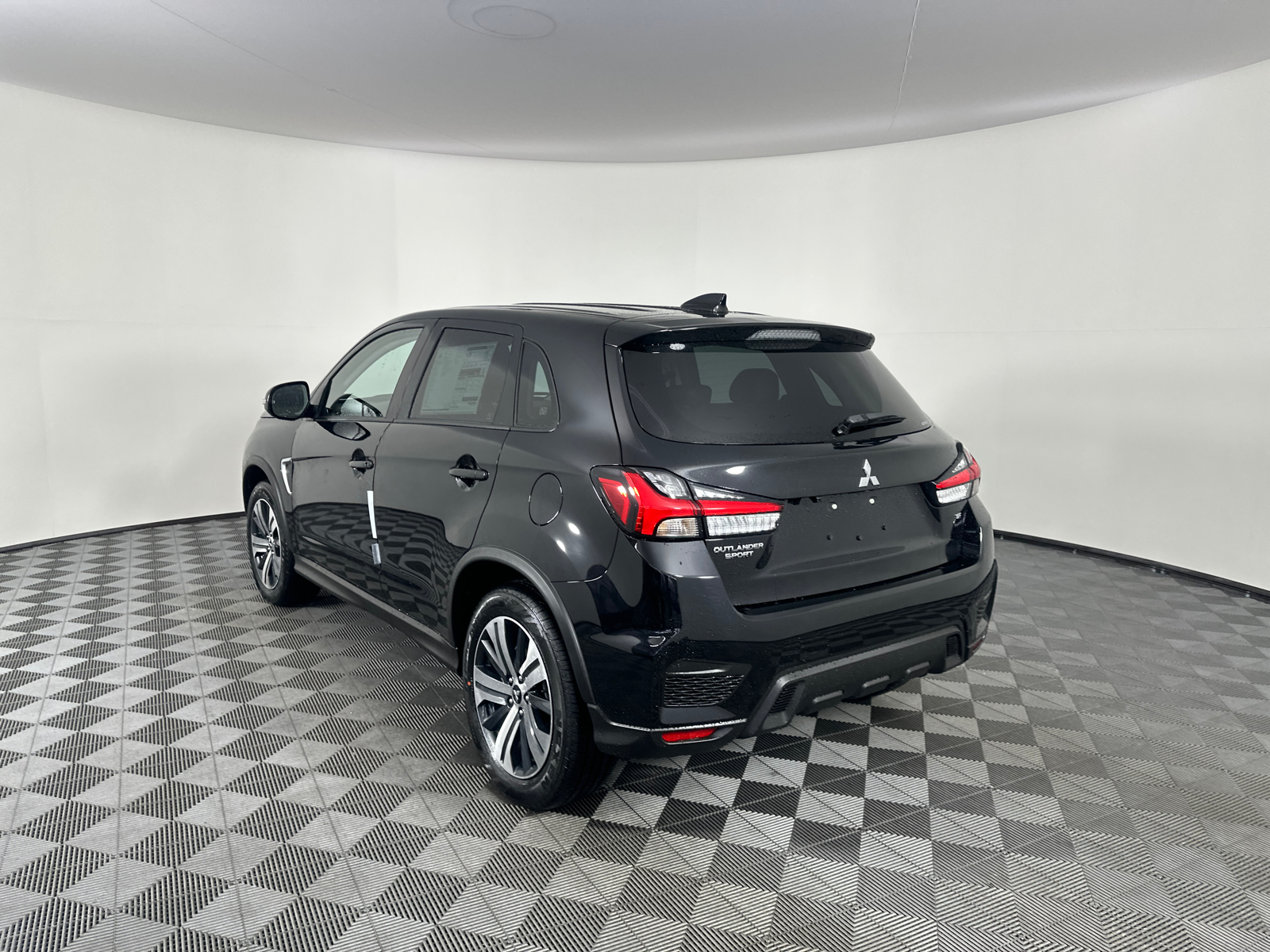 2024 Mitsubishi Outlander Sport  10