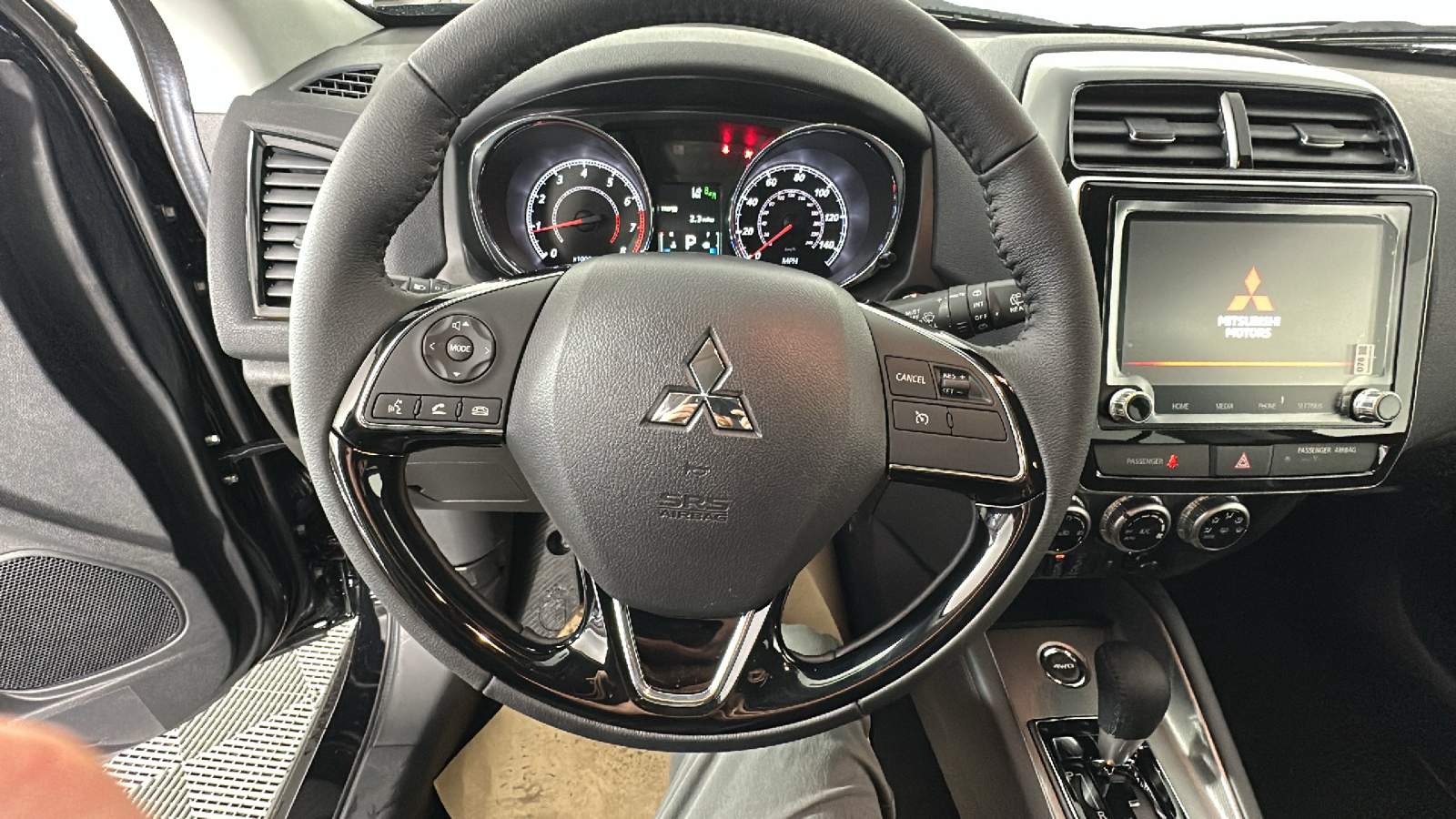 2024 Mitsubishi Outlander Sport  32