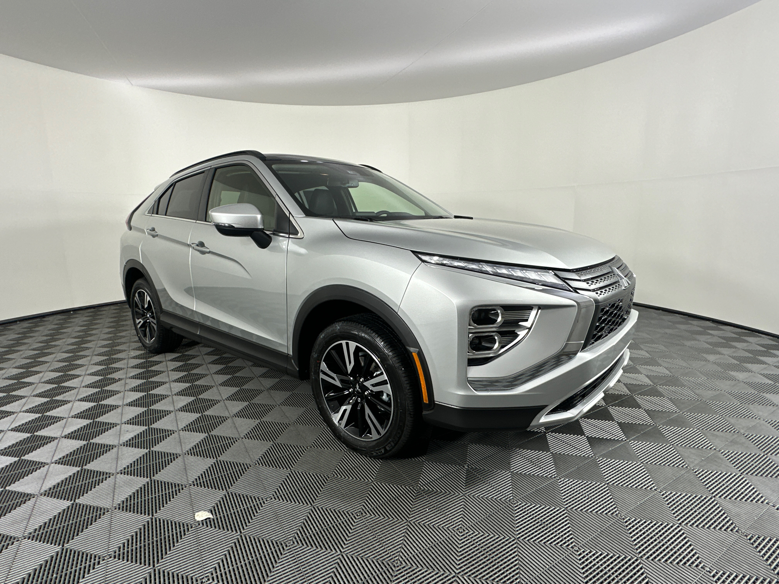 2025 Mitsubishi Eclipse Cross  2