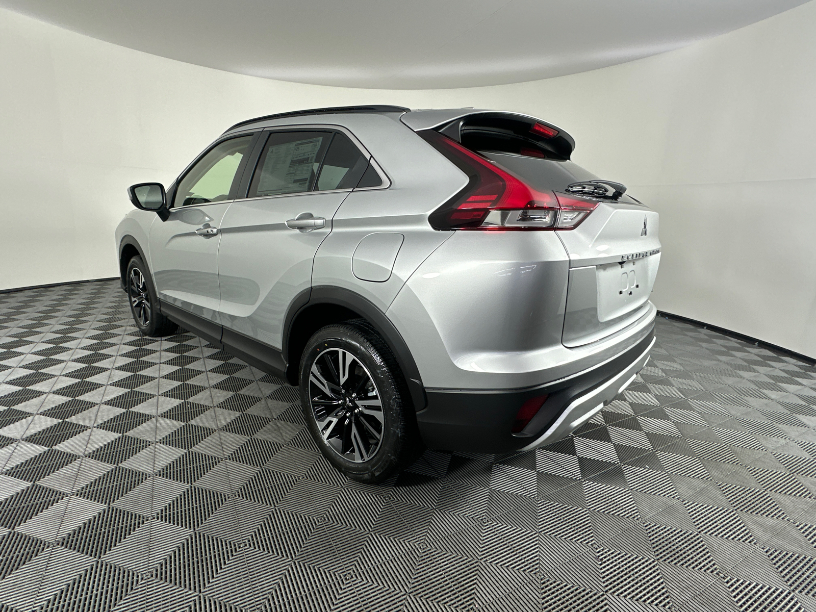 2025 Mitsubishi Eclipse Cross  11