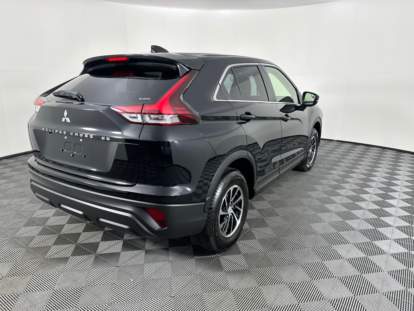 2025 Mitsubishi Eclipse Cross ES 16