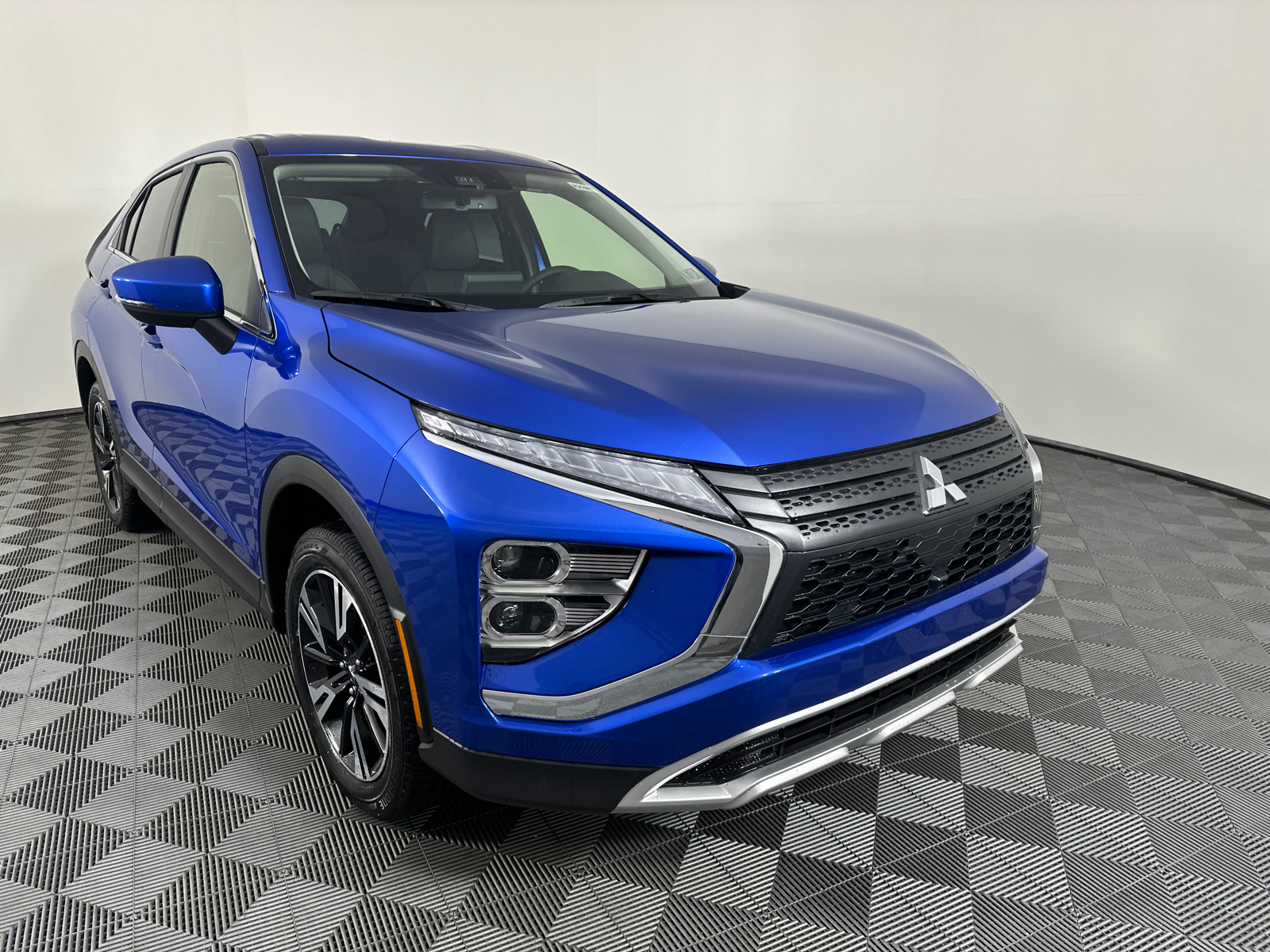 2025 Mitsubishi Eclipse Cross  2