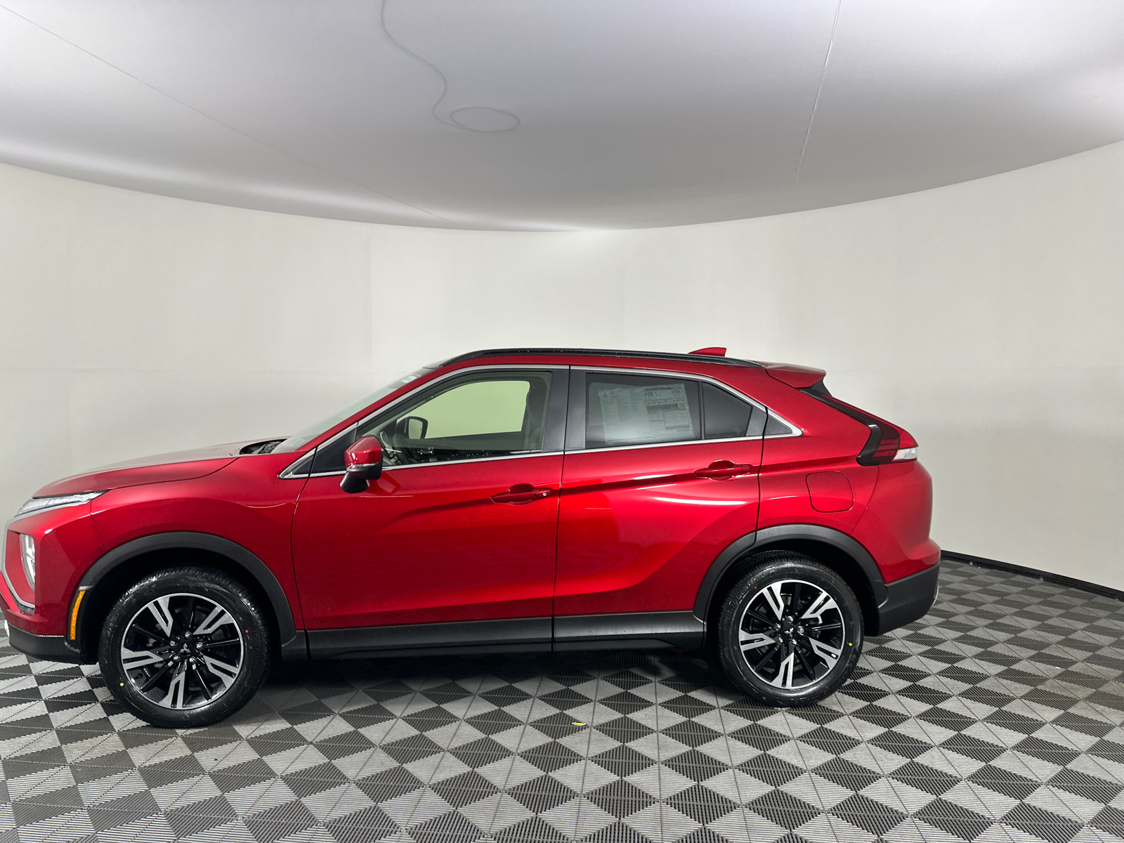 2025 Mitsubishi Eclipse Cross  9