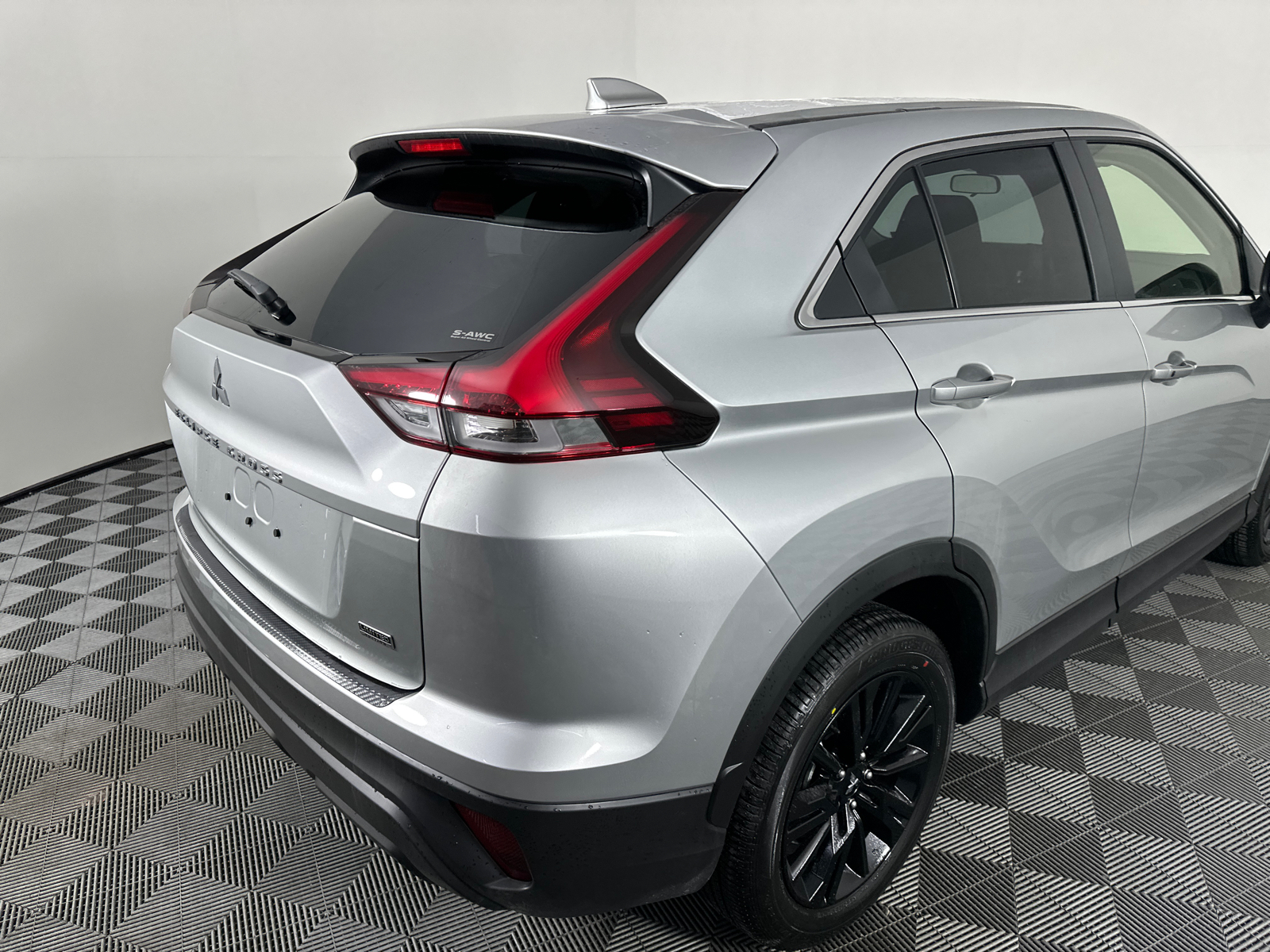 2025 Mitsubishi Eclipse Cross  18