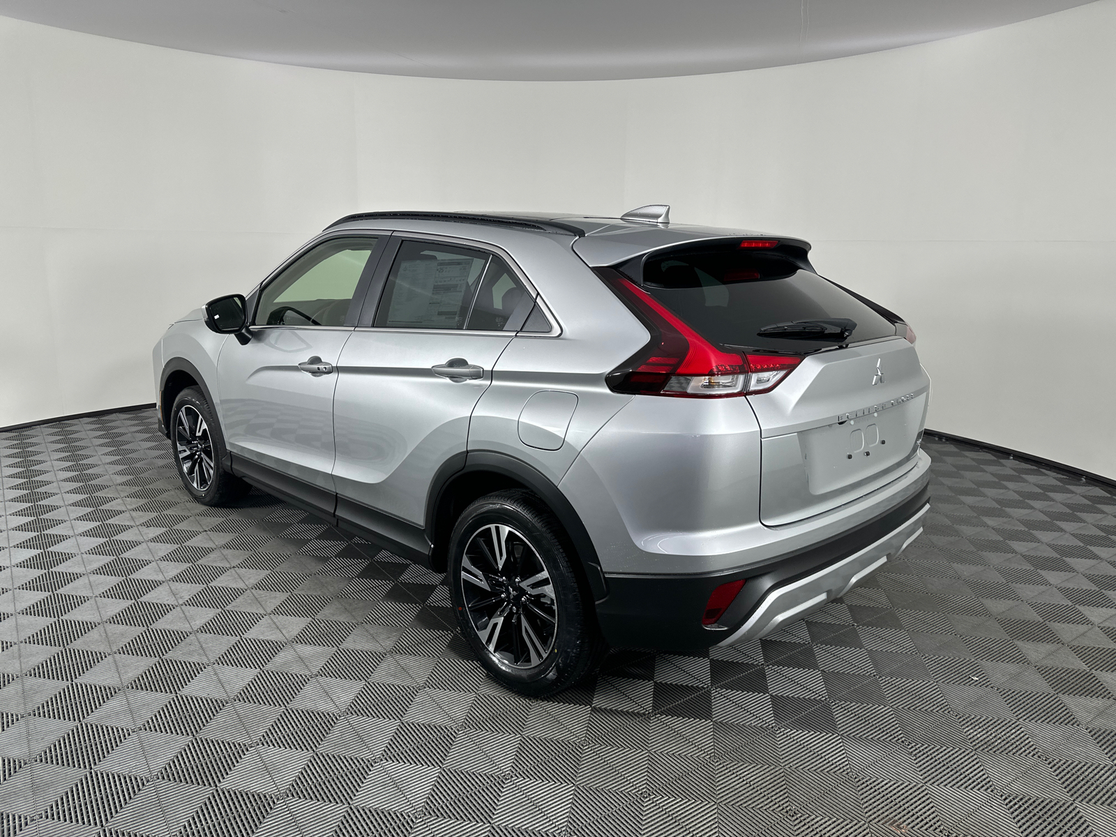 2025 Mitsubishi Eclipse Cross  11