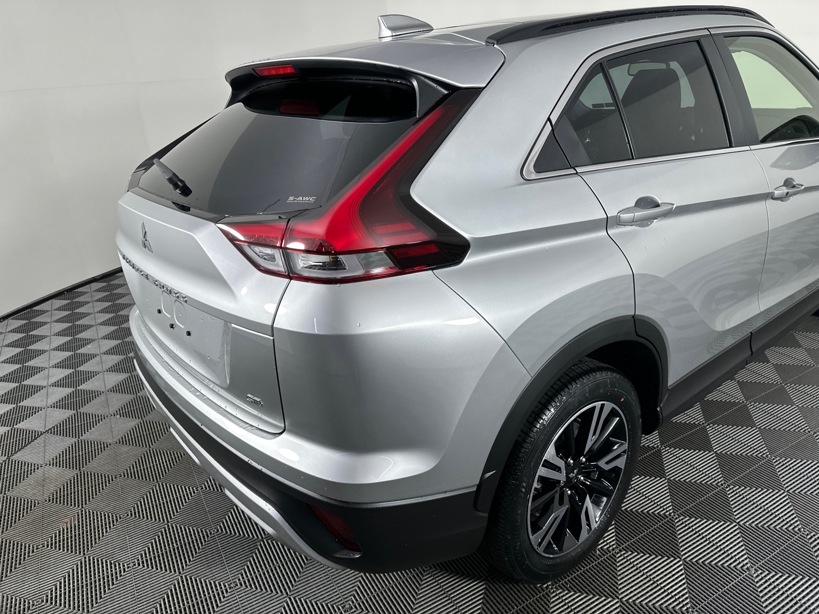 2025 Mitsubishi Eclipse Cross  19