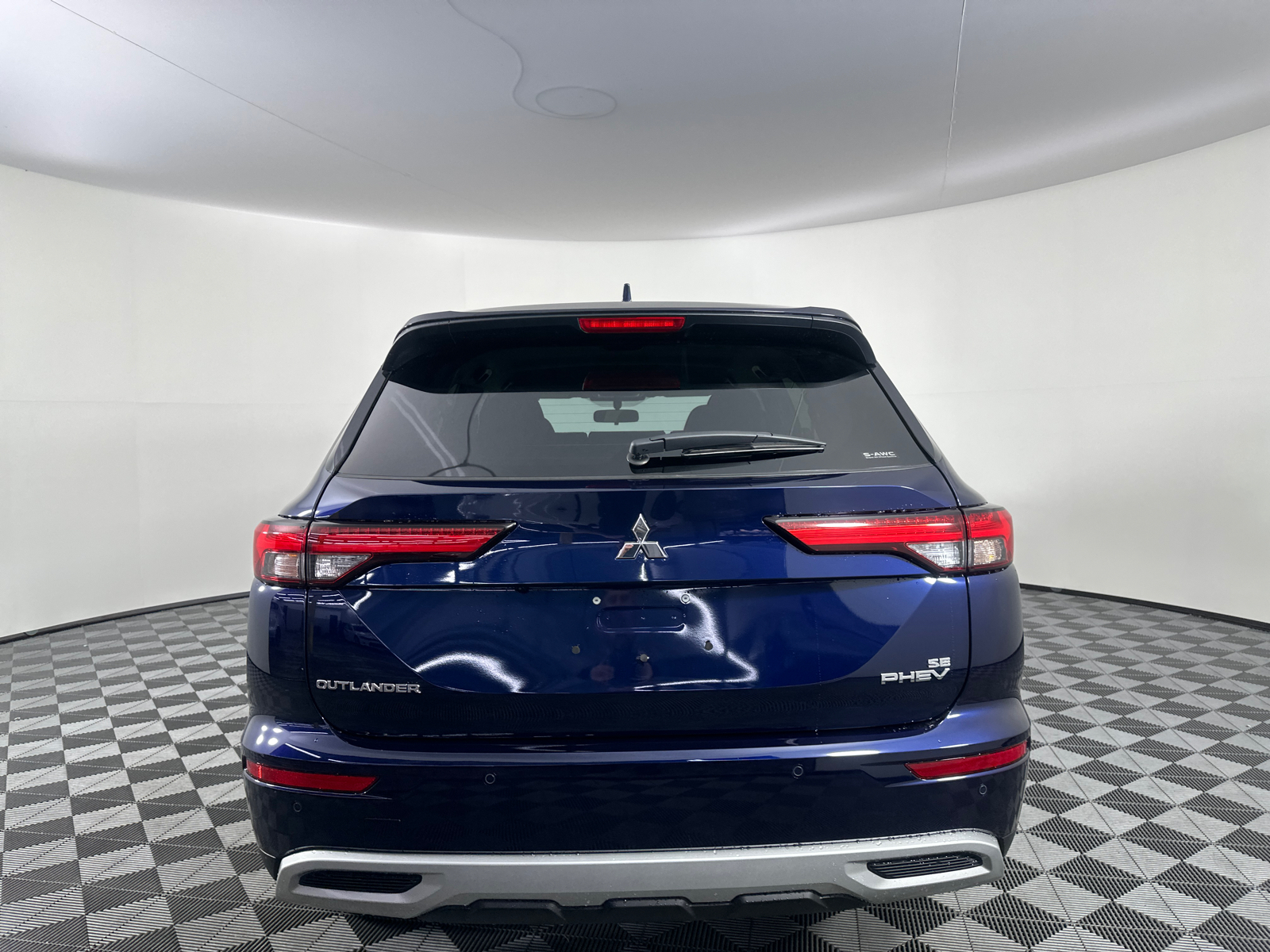 2025 Mitsubishi Outlander PHEV SE 13