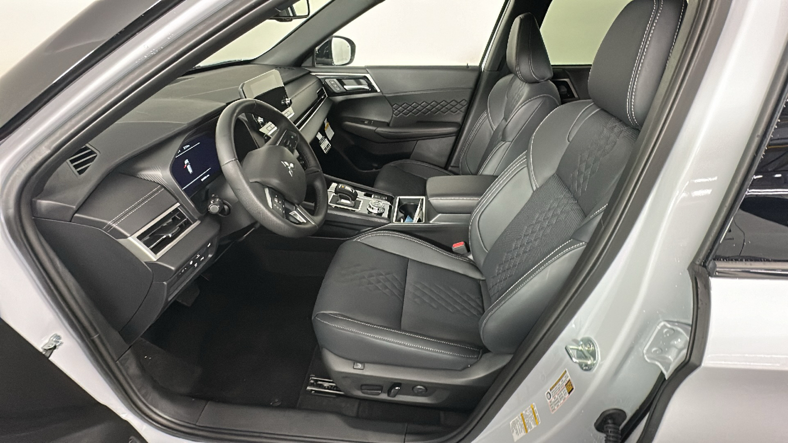 2025 Mitsubishi Outlander PHEV SEL 35