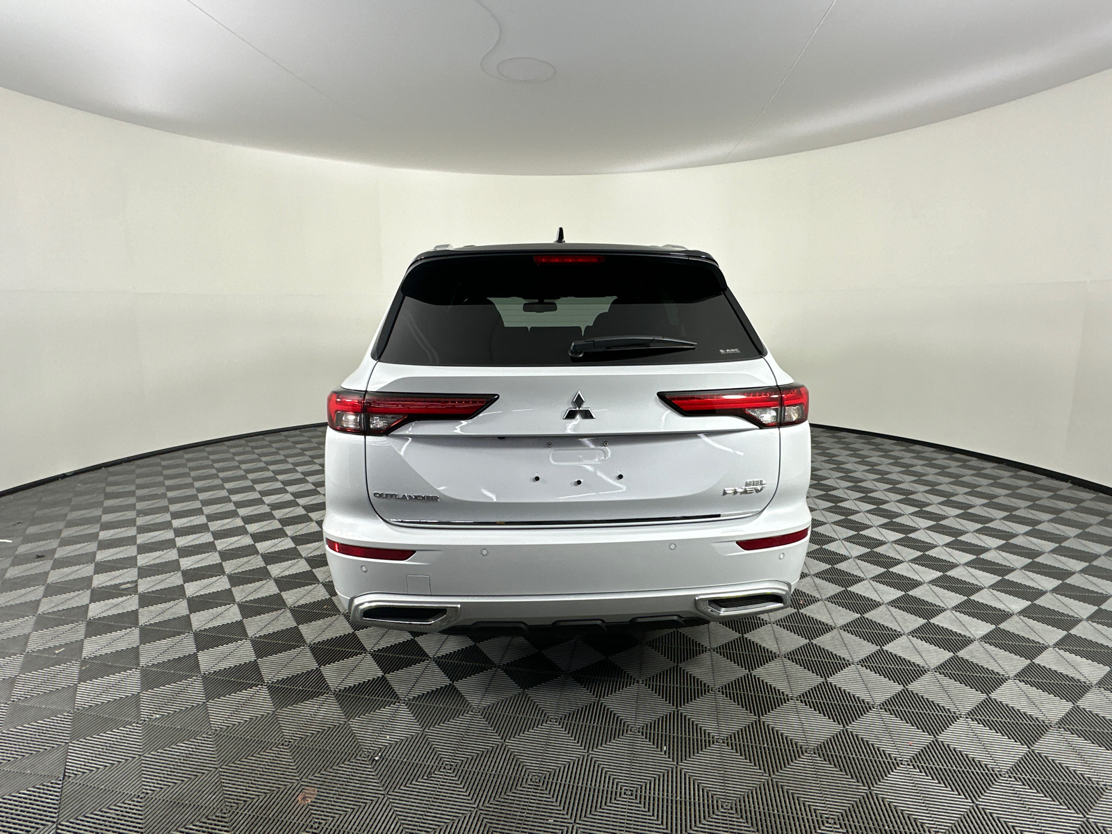 2025 Mitsubishi Outlander PHEV SEL 14