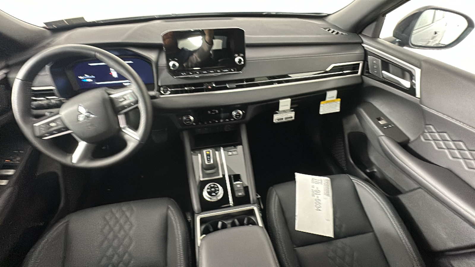 2025 Mitsubishi Outlander PHEV SEL 28