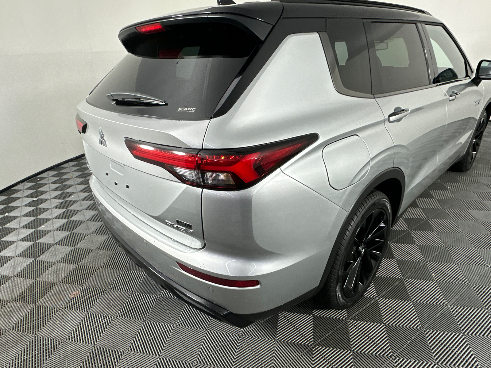 2025 Mitsubishi Outlander PHEV SEL 21