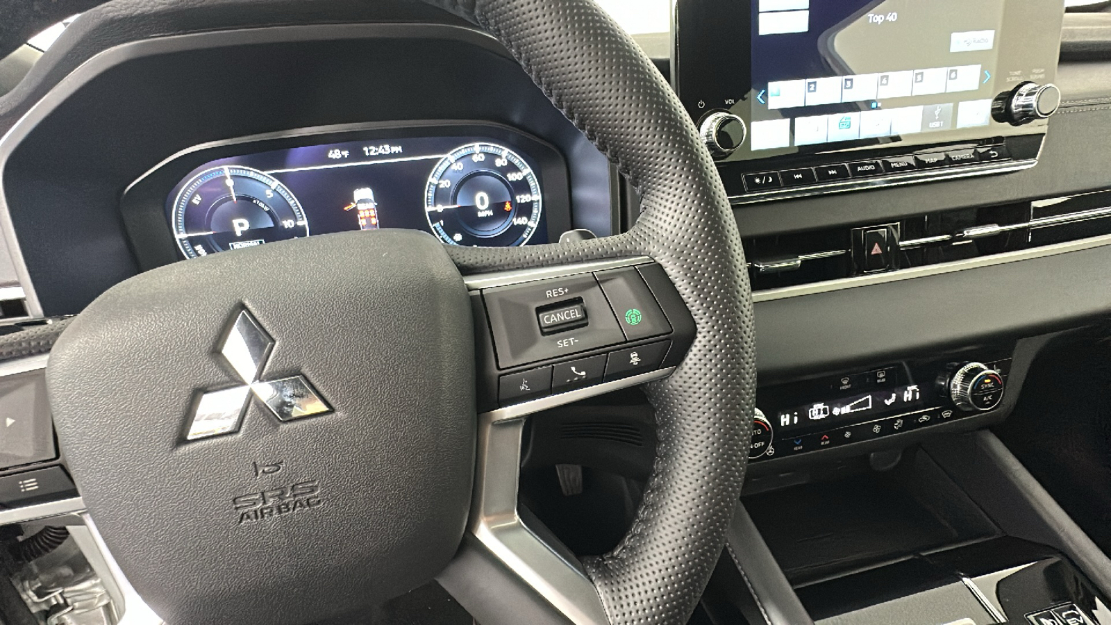 2025 Mitsubishi Outlander PHEV SEL 40